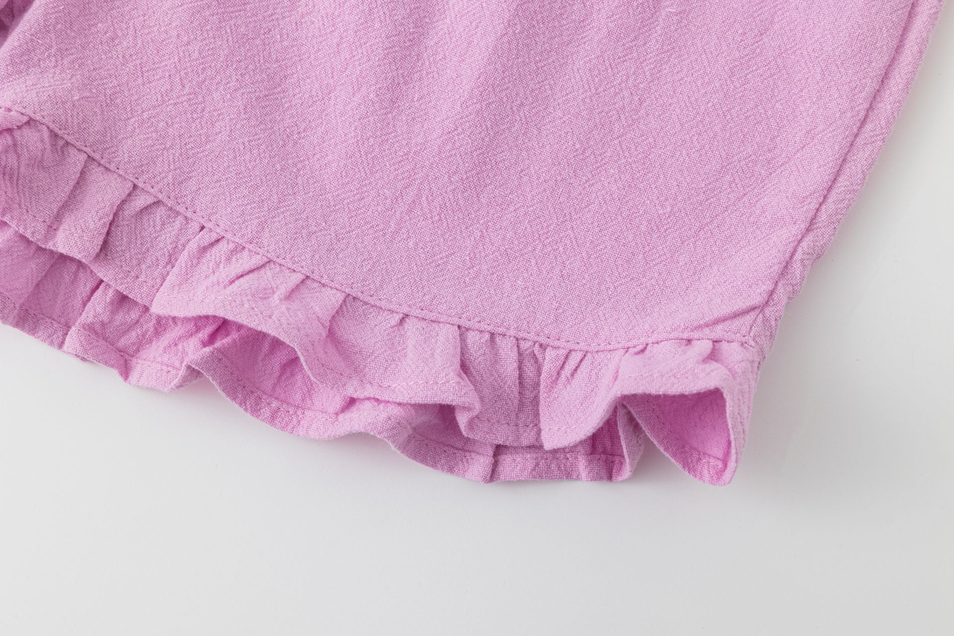 Short Lila Volantes