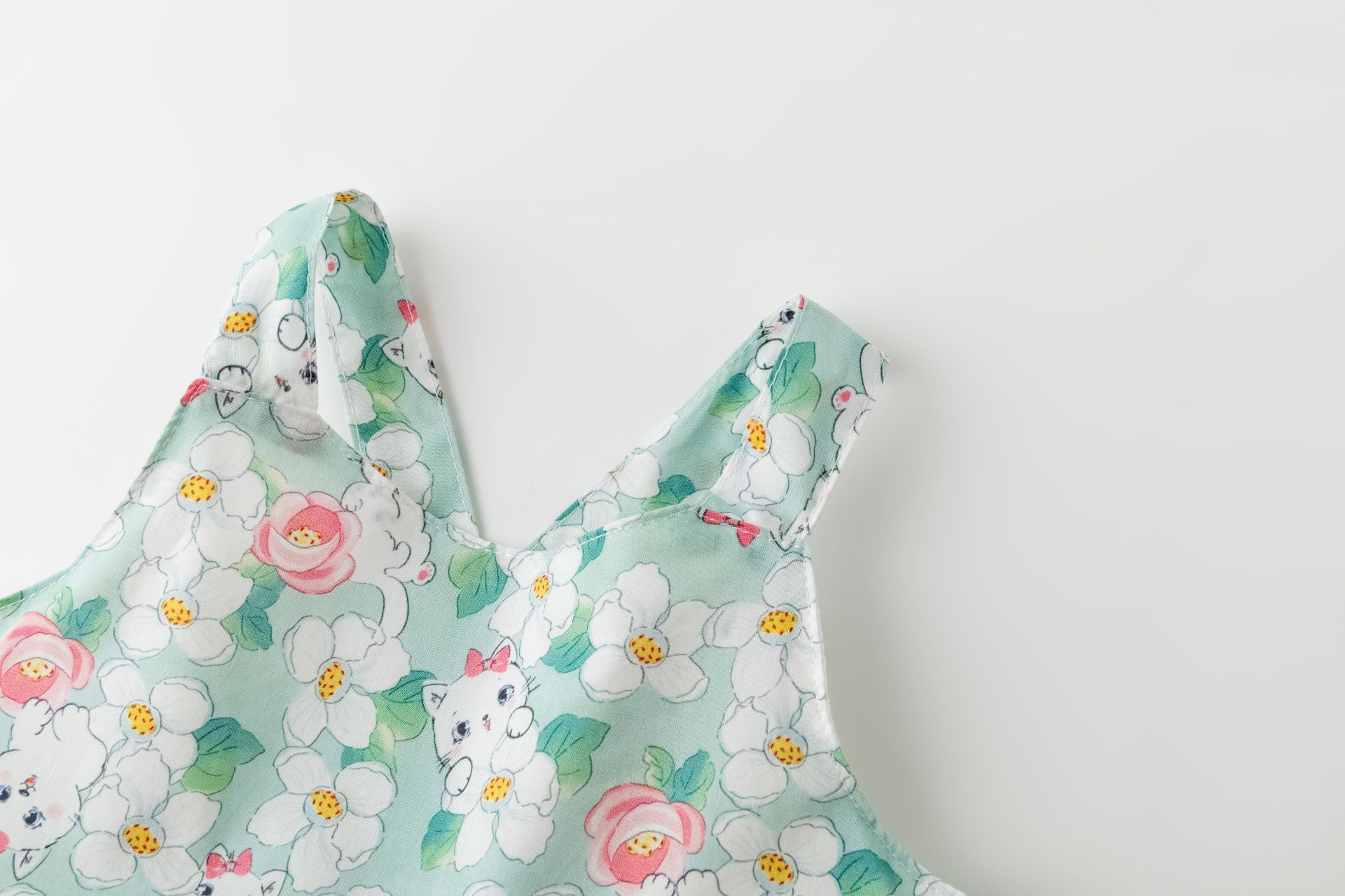 Vestido Gatitos Verde Bebé