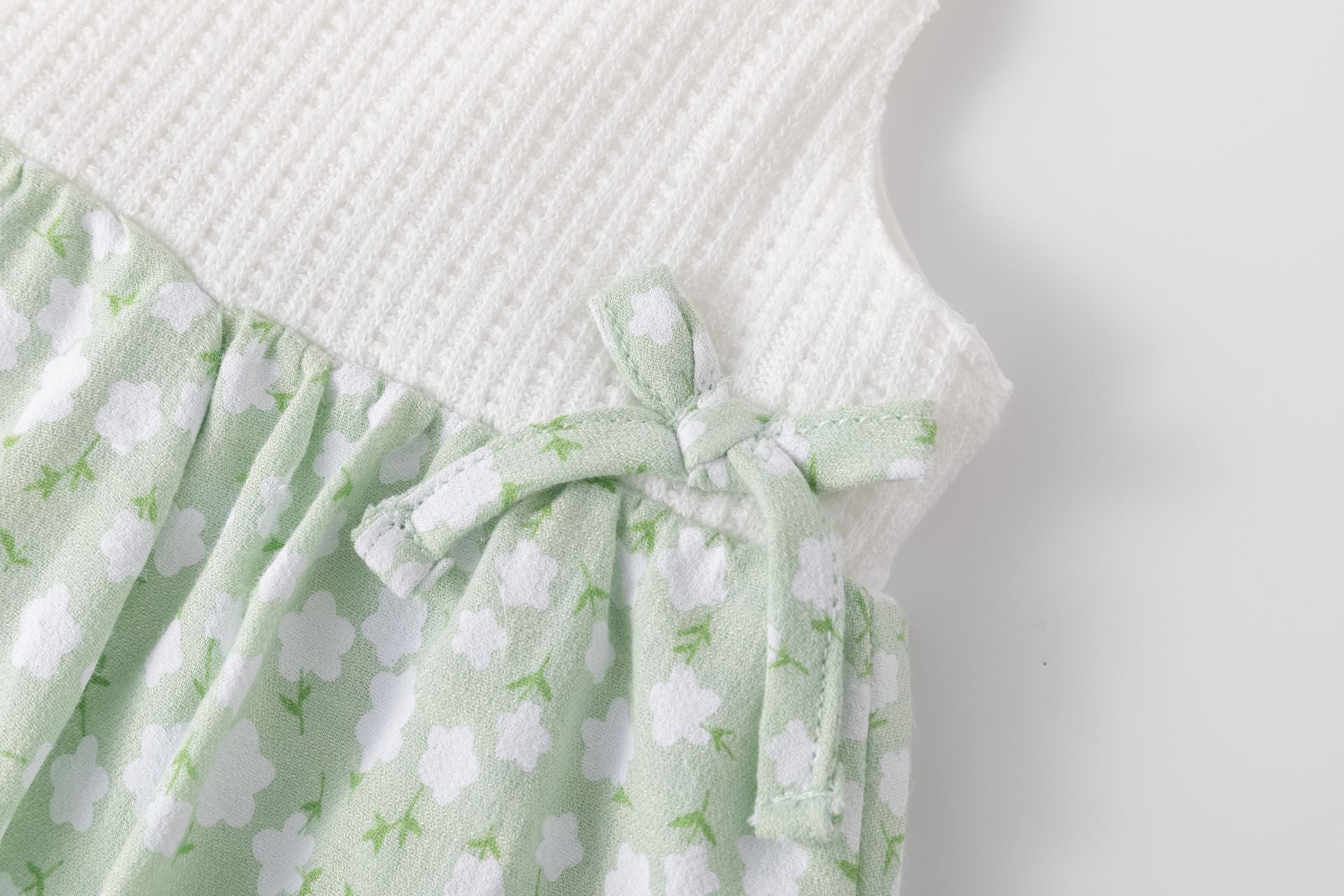 Vestido Bebé Flores Verde