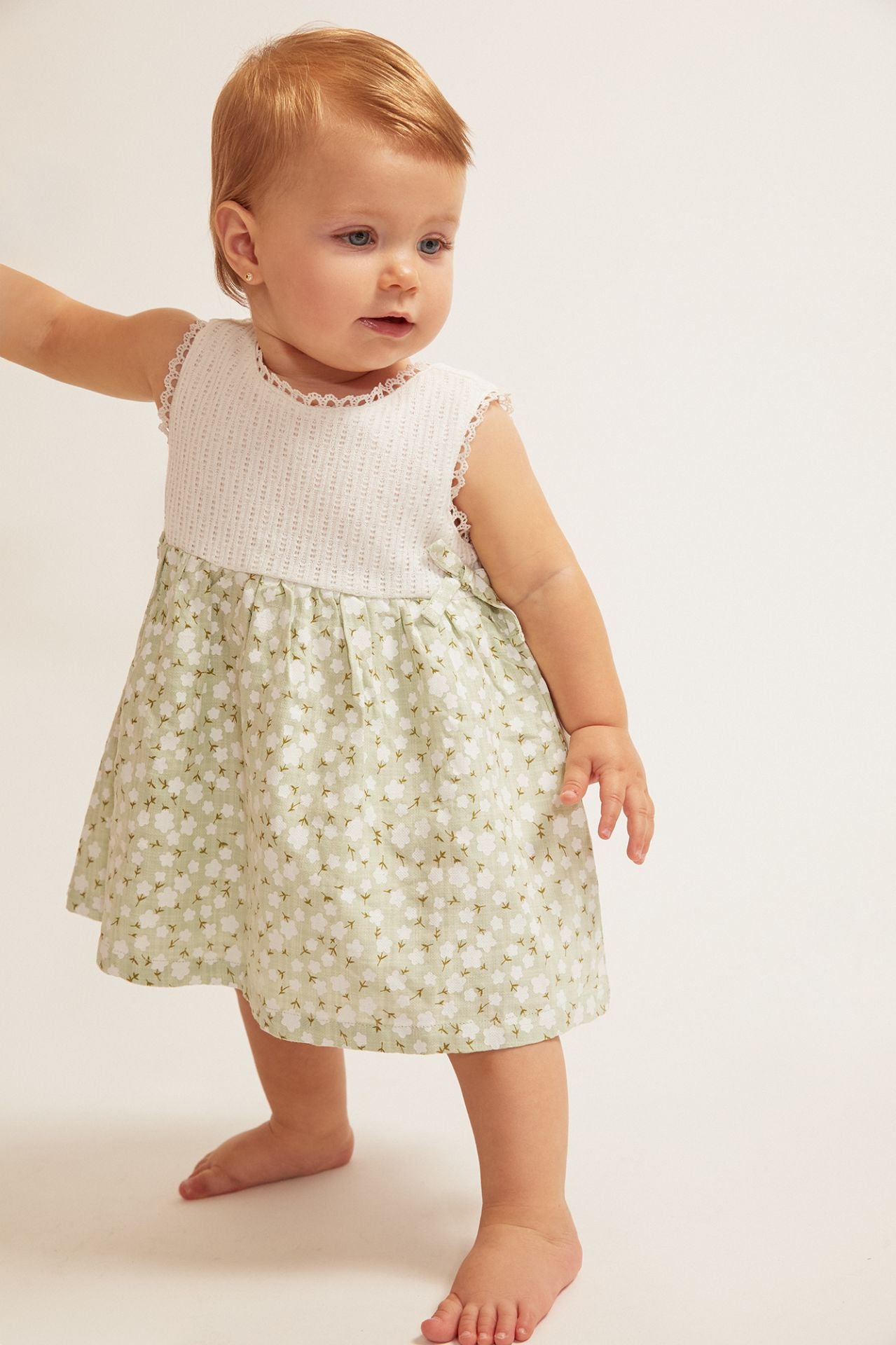 Vestido Bebé Flores Verde