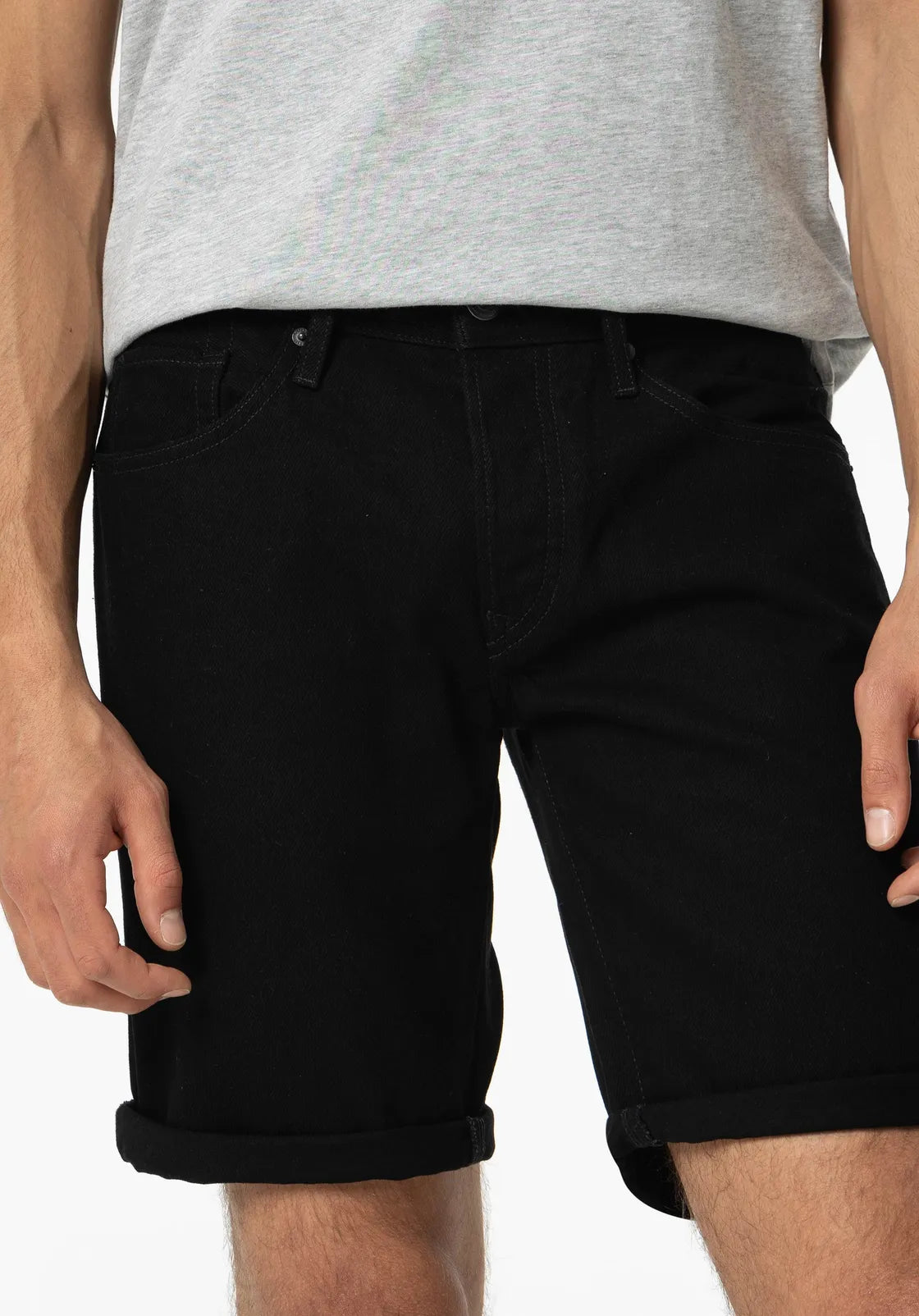 Bermuda Regular Fit Negro