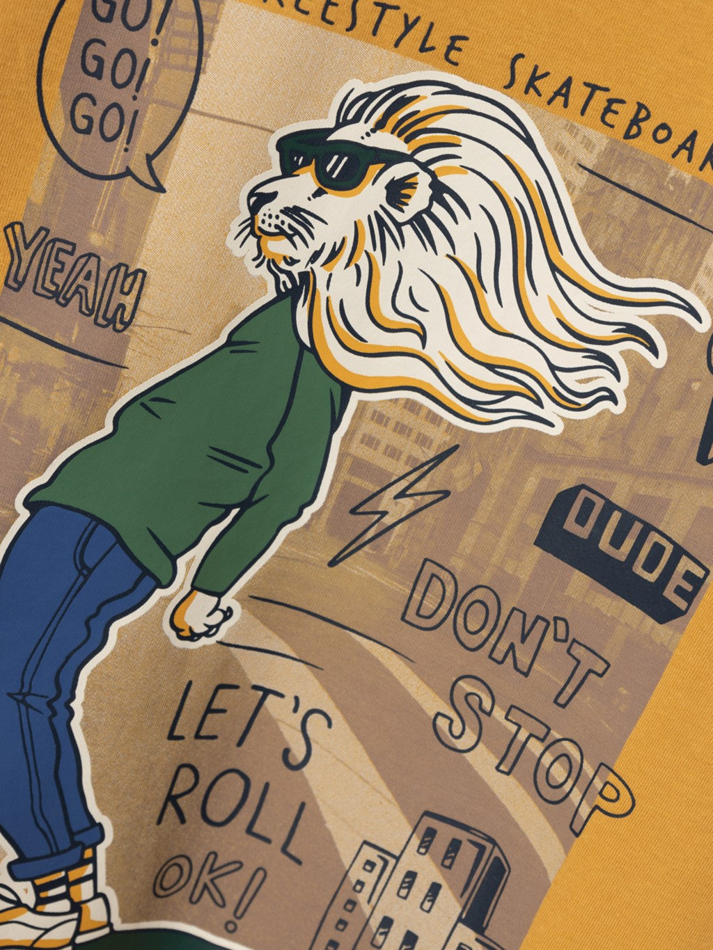 Camiseta Amarilla León Monopatín