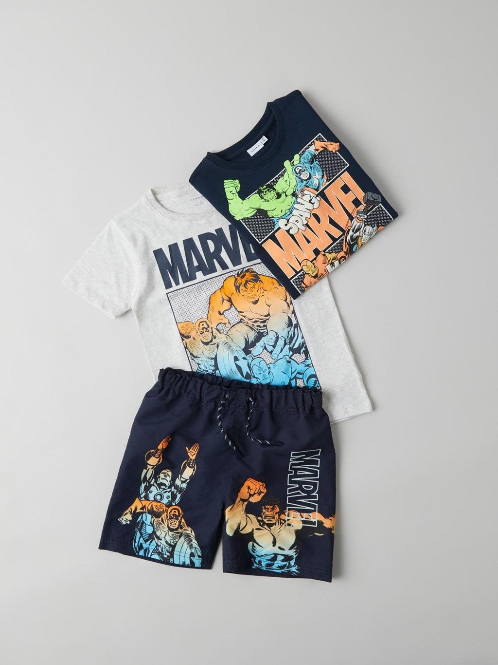 Camiseta Kid Marvel Gris