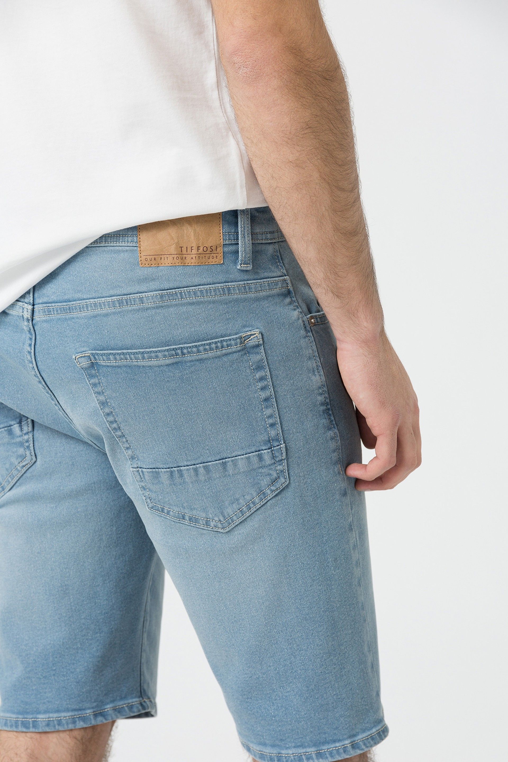 Short Slim51 Azul Clarito C10