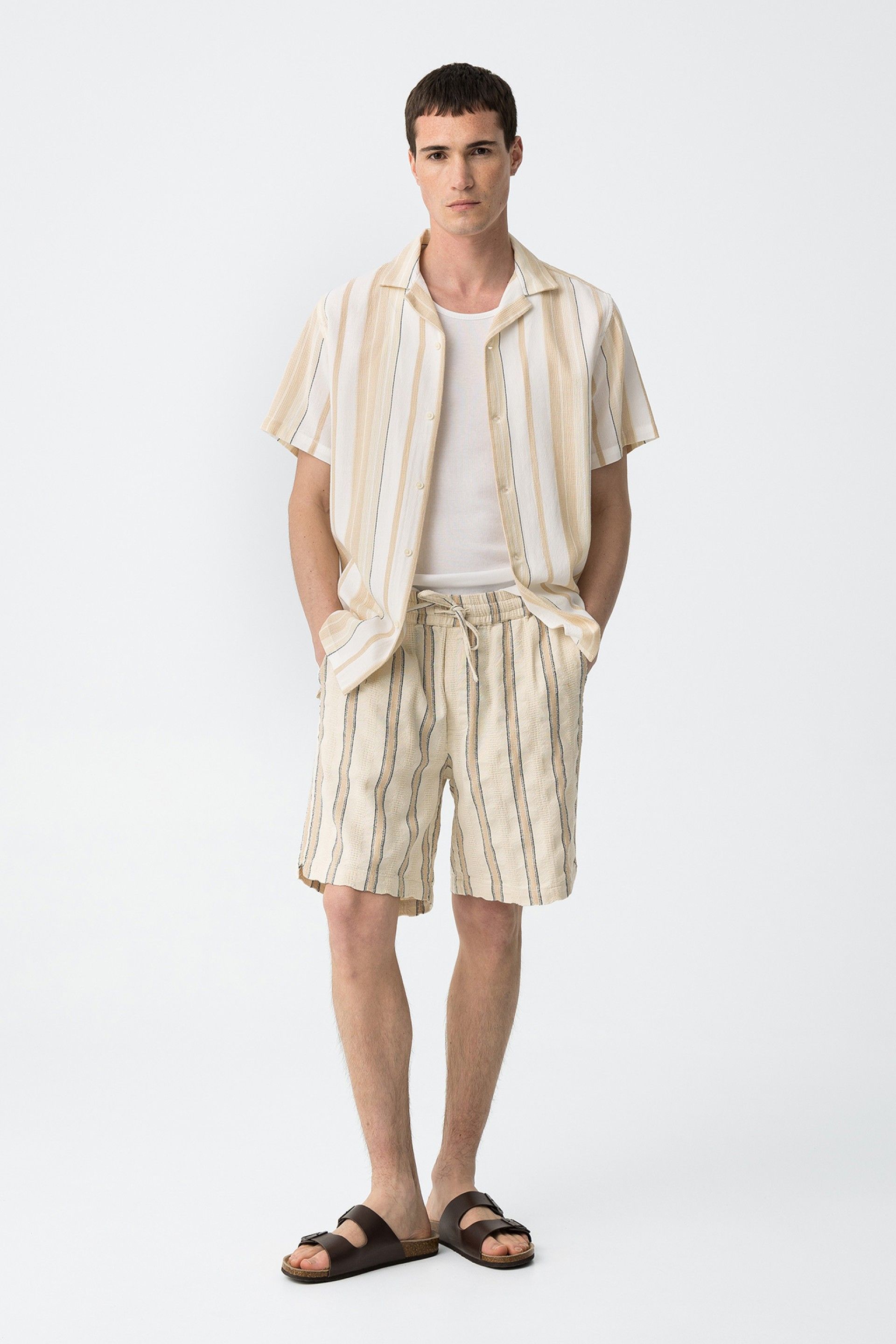 Jogger Short Rayas Beige