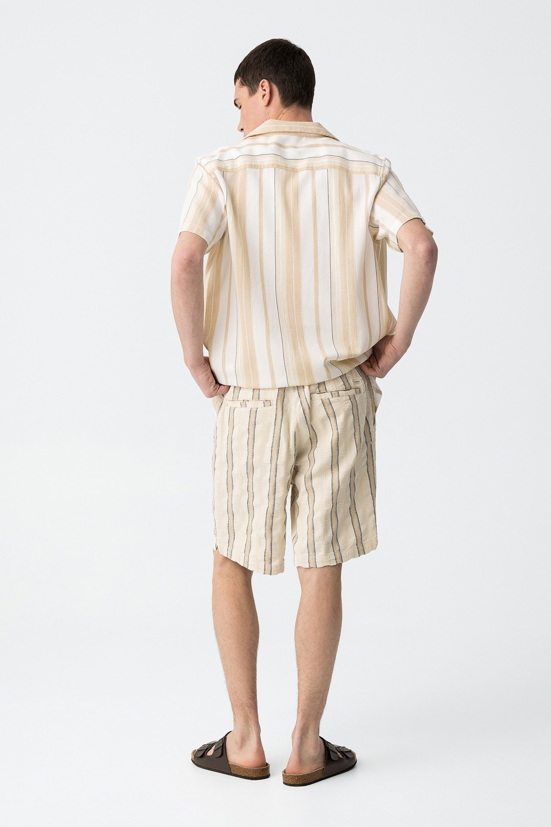 Jogger Short Rayas Beige