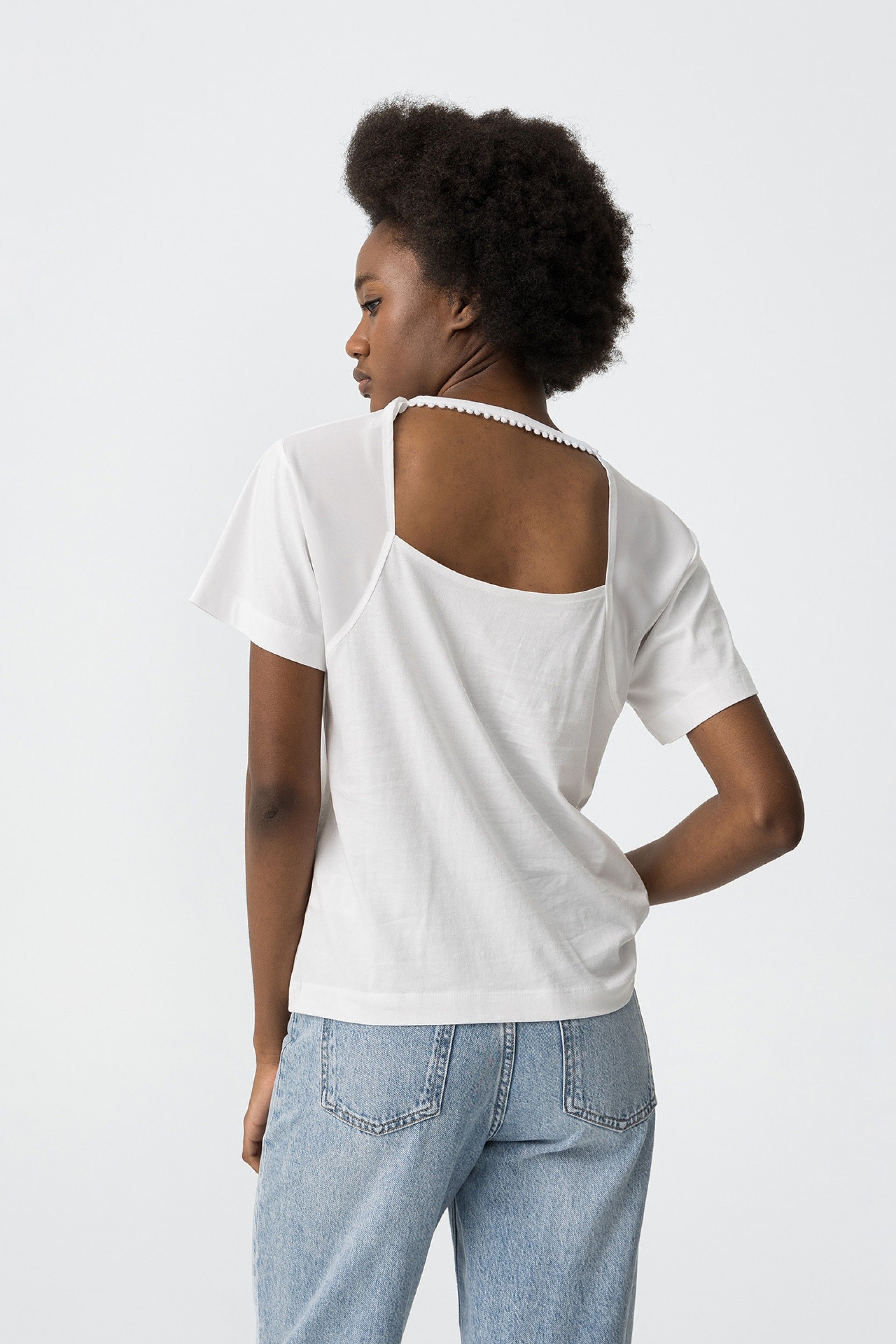 Camiseta Attina Blanca/Dorado