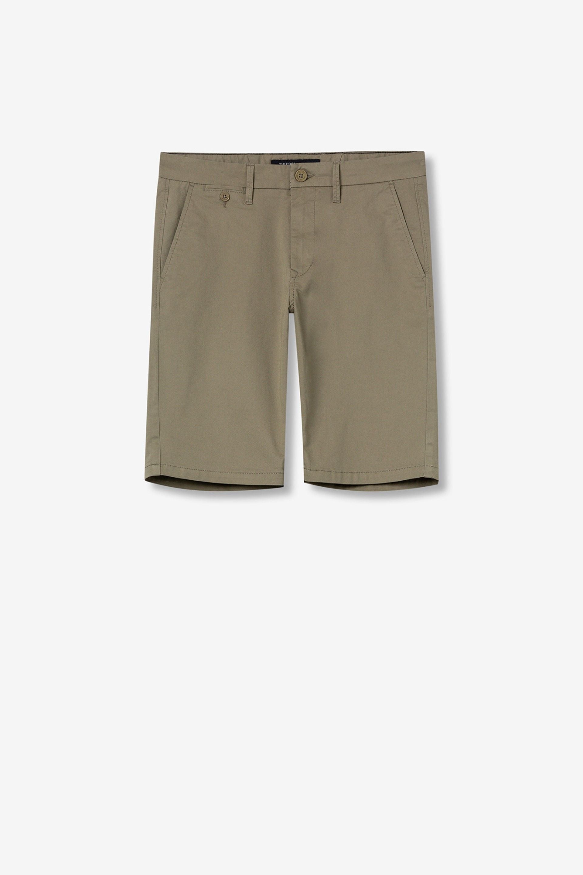 Bermuda Chino Slim Verde Cascada 829