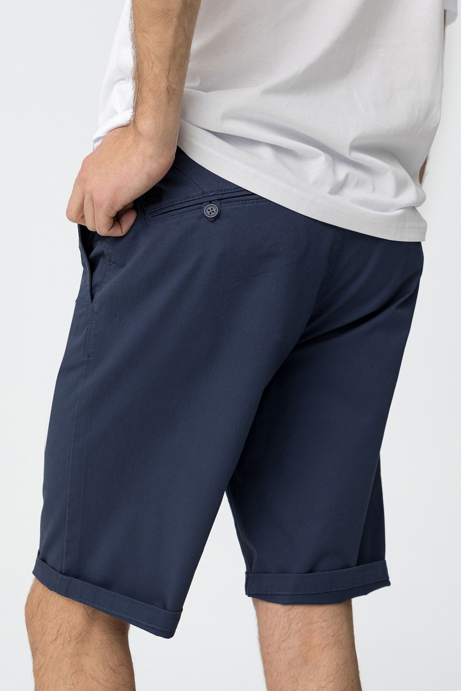 Bermuda Chino Slim Azul 750