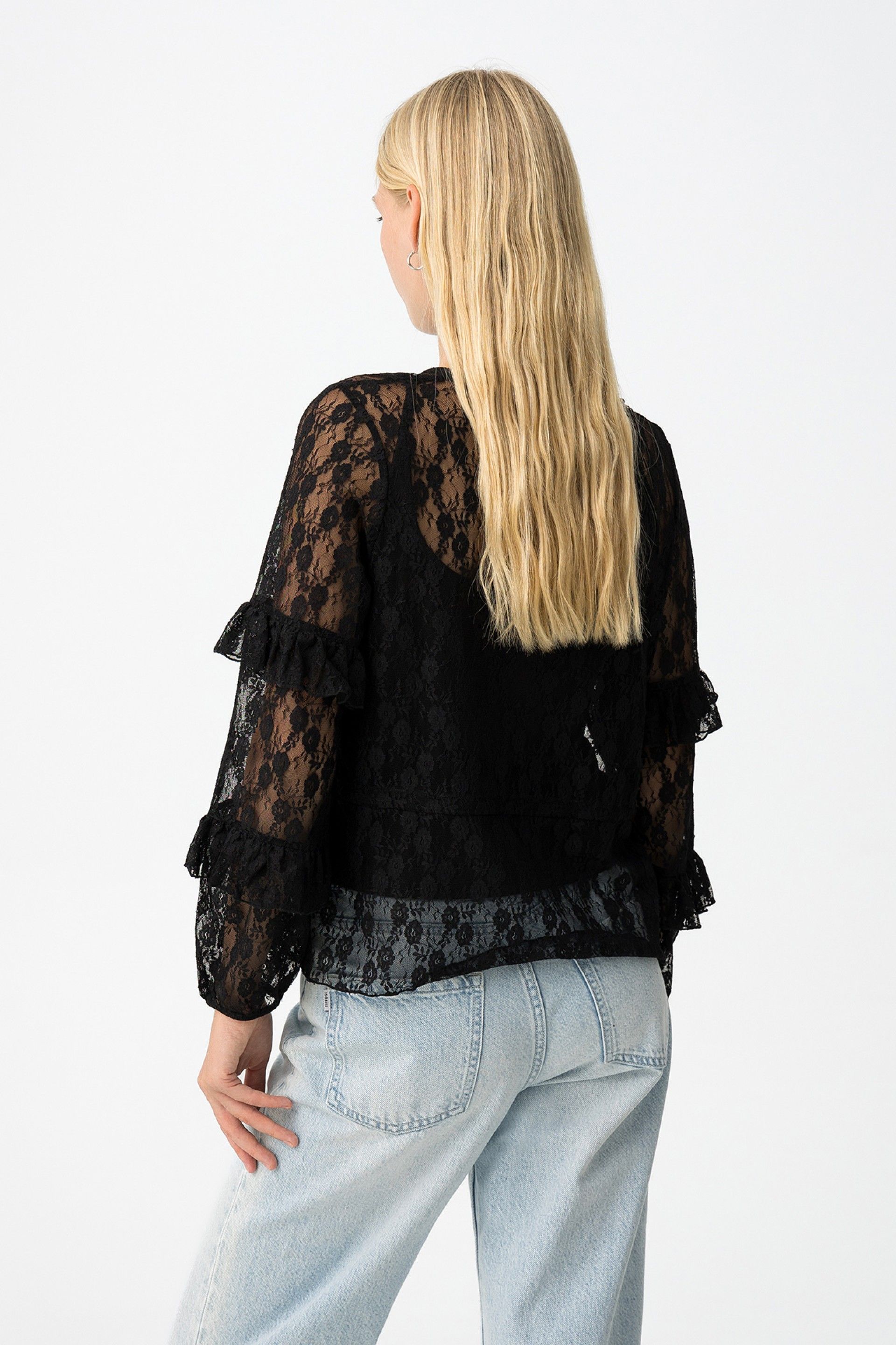 Blusa Mad Encaje Negra