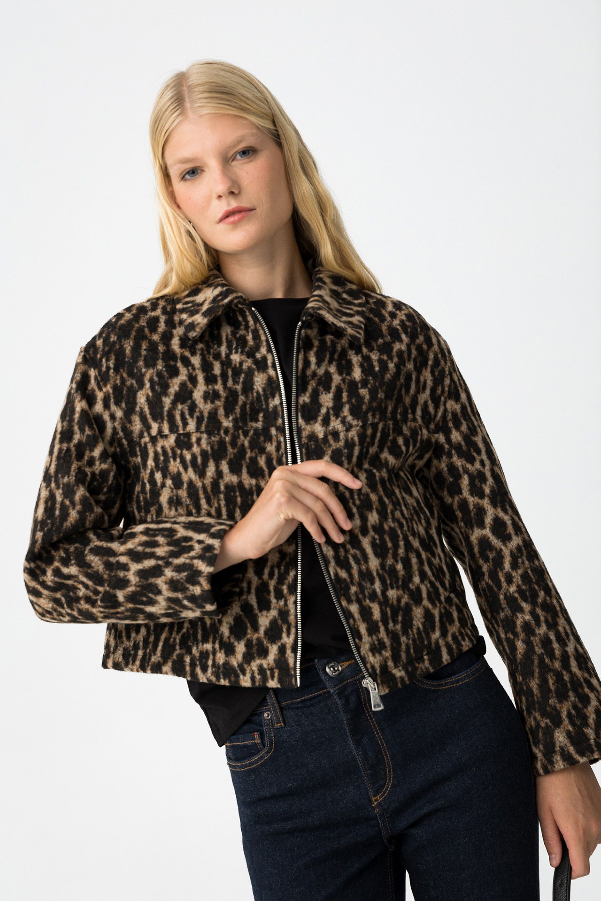 Cazadora Rizz Leopardo