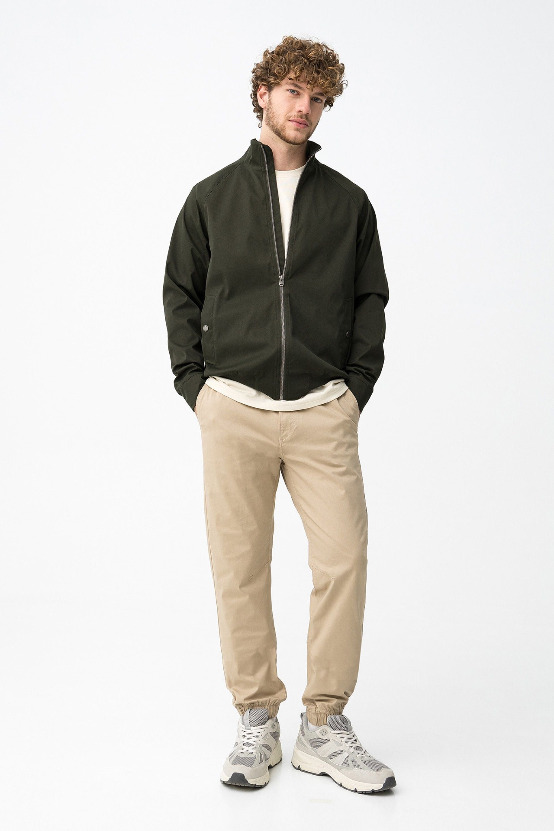 Pantalón Jogger 13 Beige