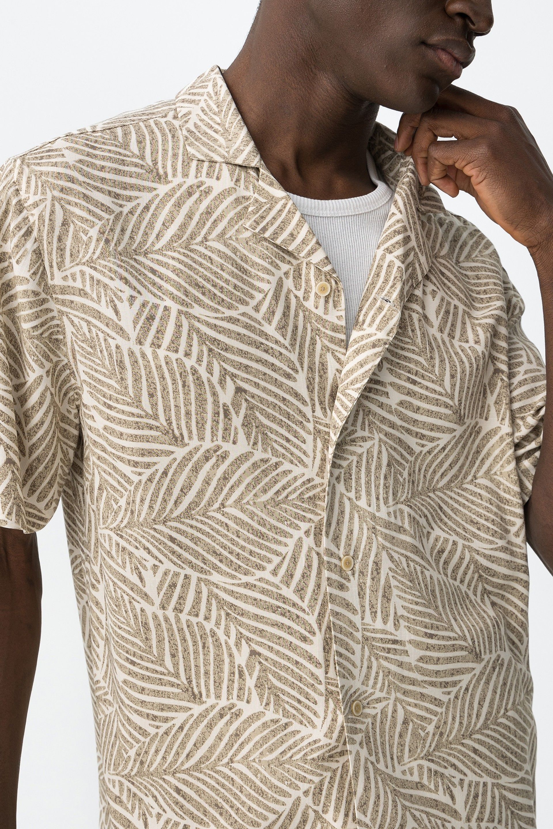 Camisa Tropical Vincenzo Beige