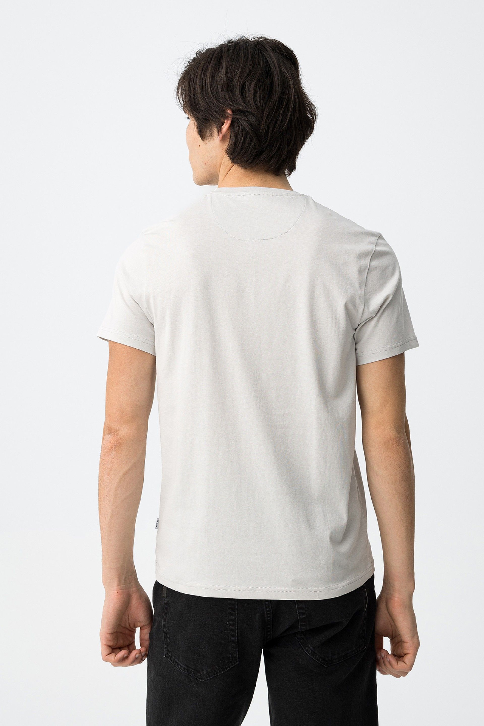 Camiseta Barton Gris 003