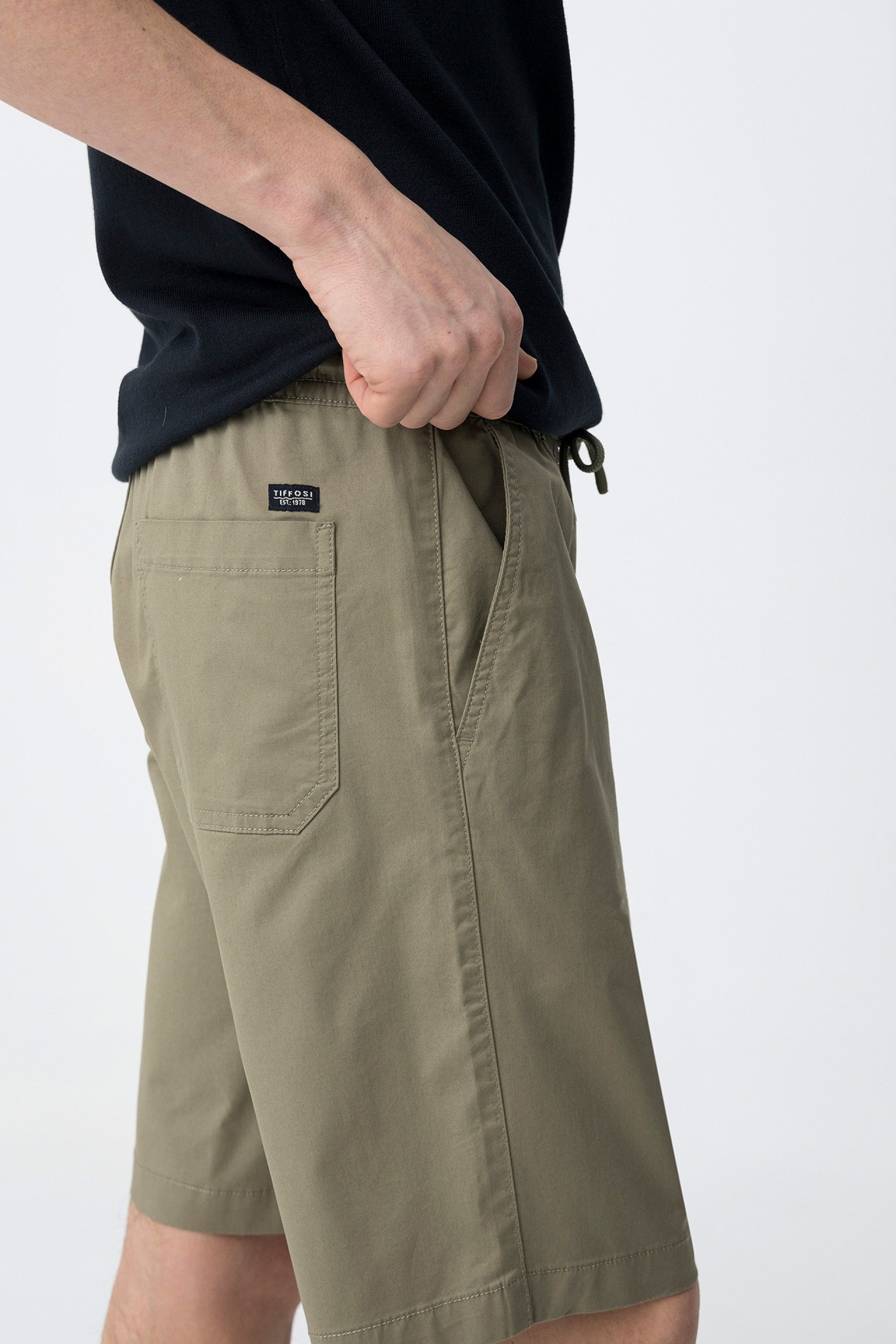 Bermuda Jogger Verde