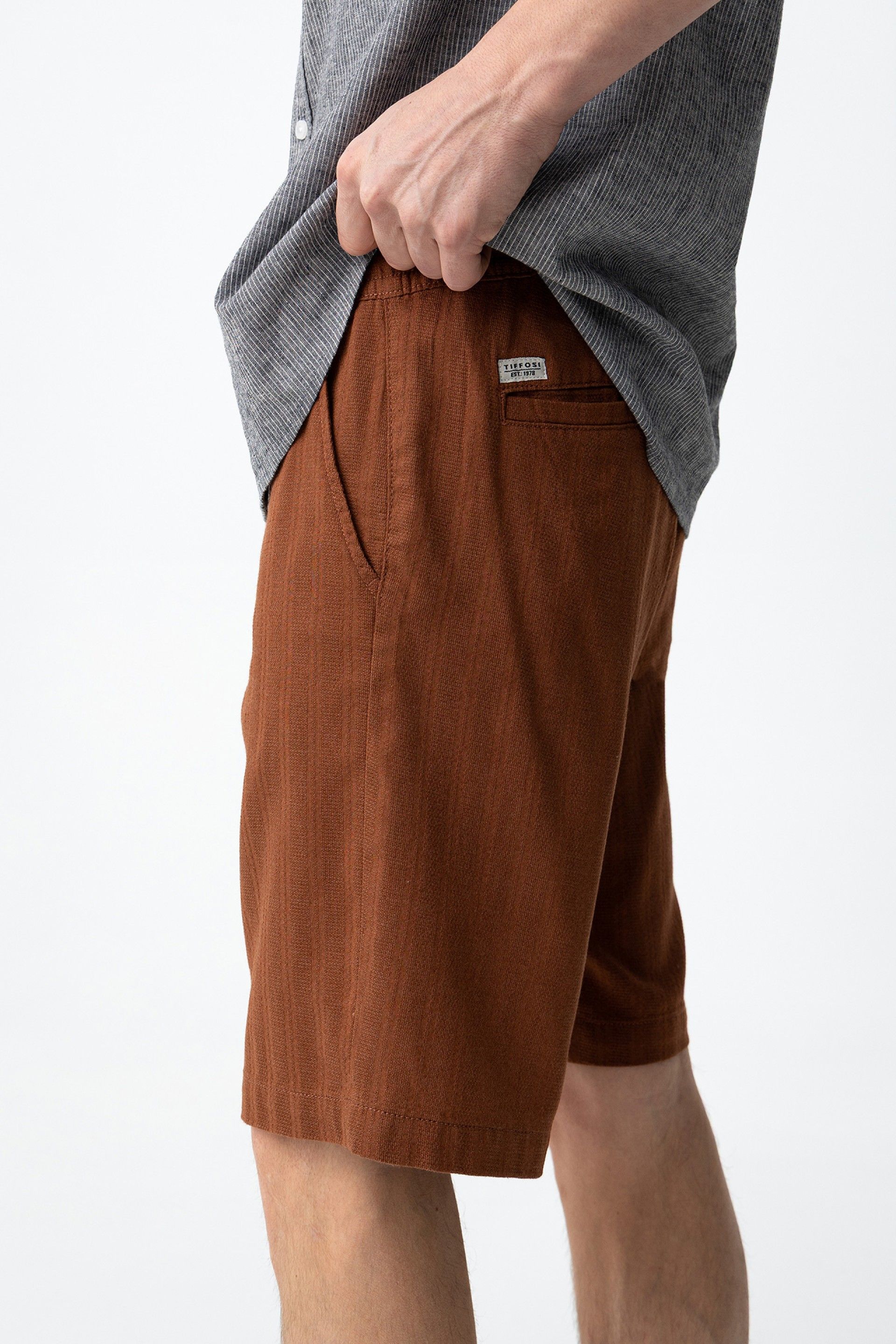 Short Jogger Marrón