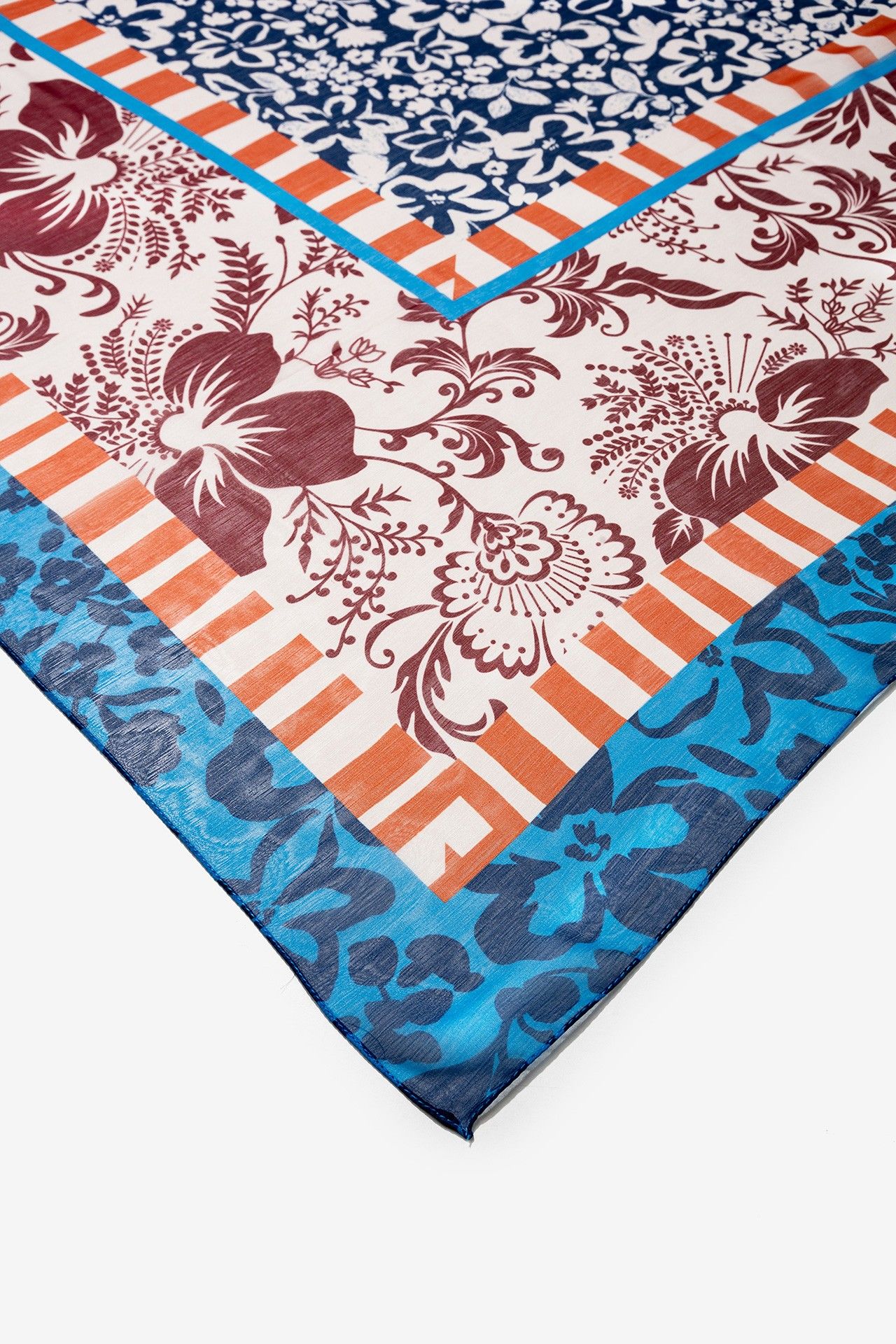 Pañuelo Grande Floral Azul/Teja 2687