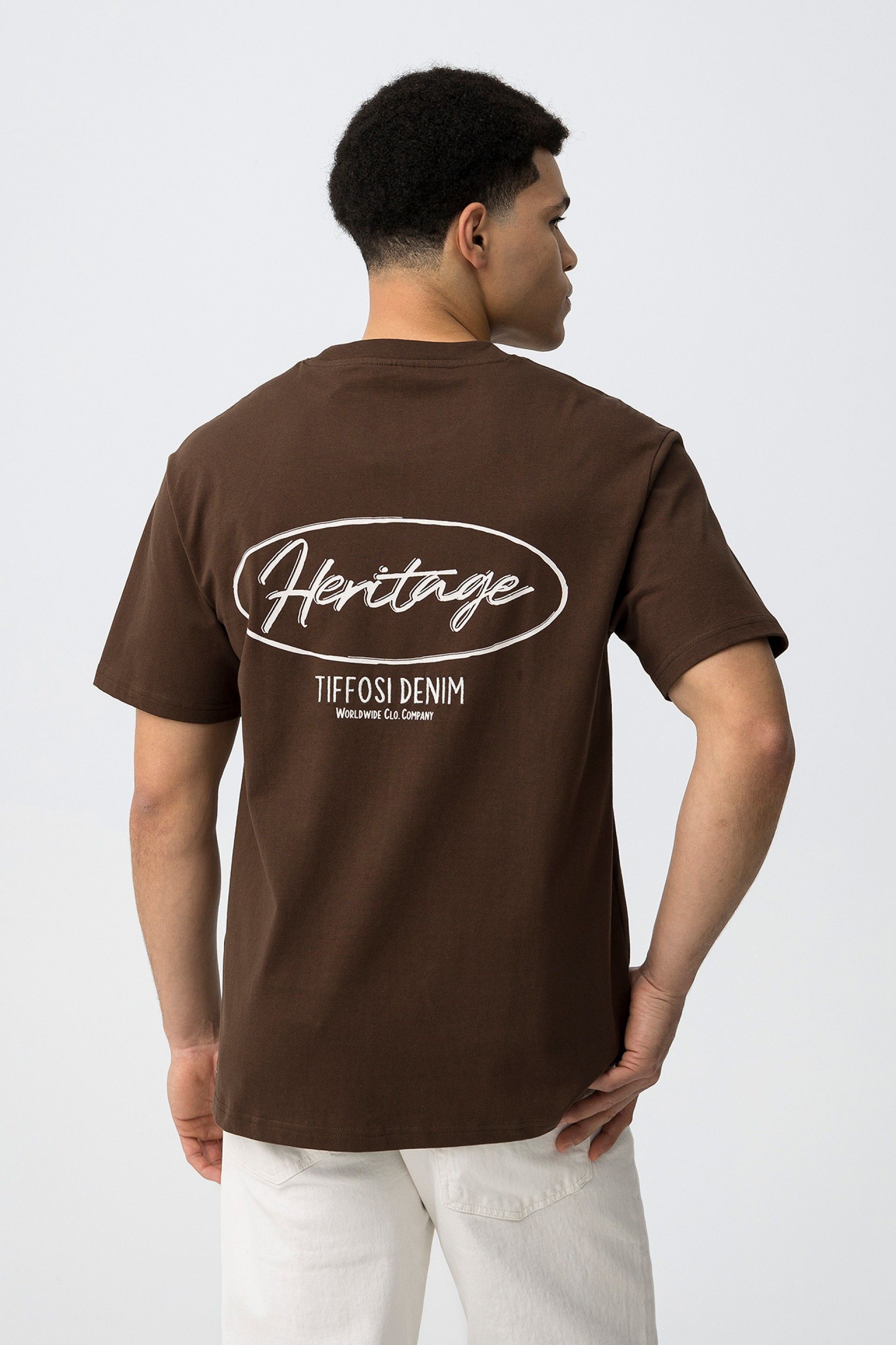 Camiseta Nova Marrón