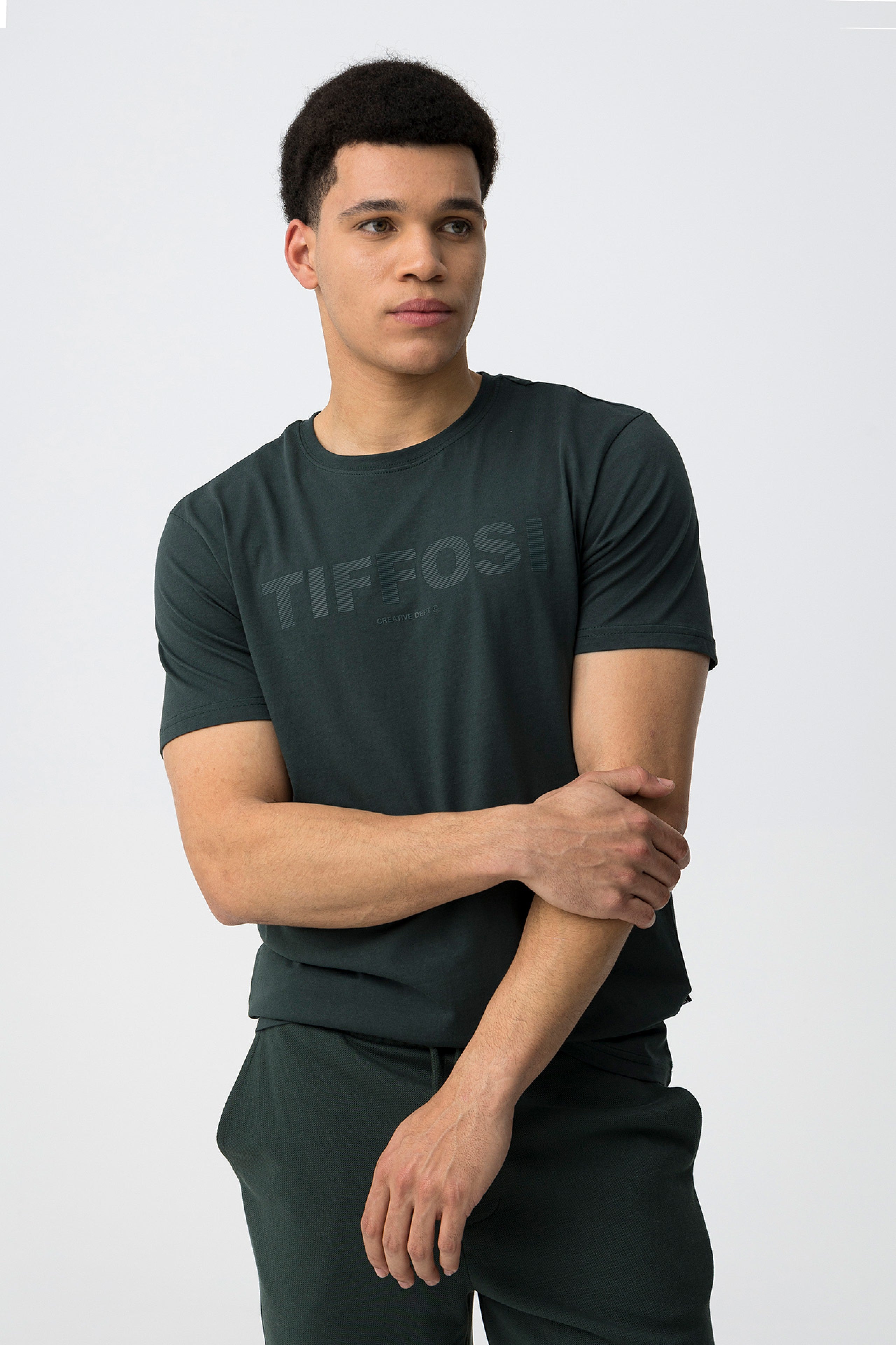 Camiseta Adrian Verde Oscuro