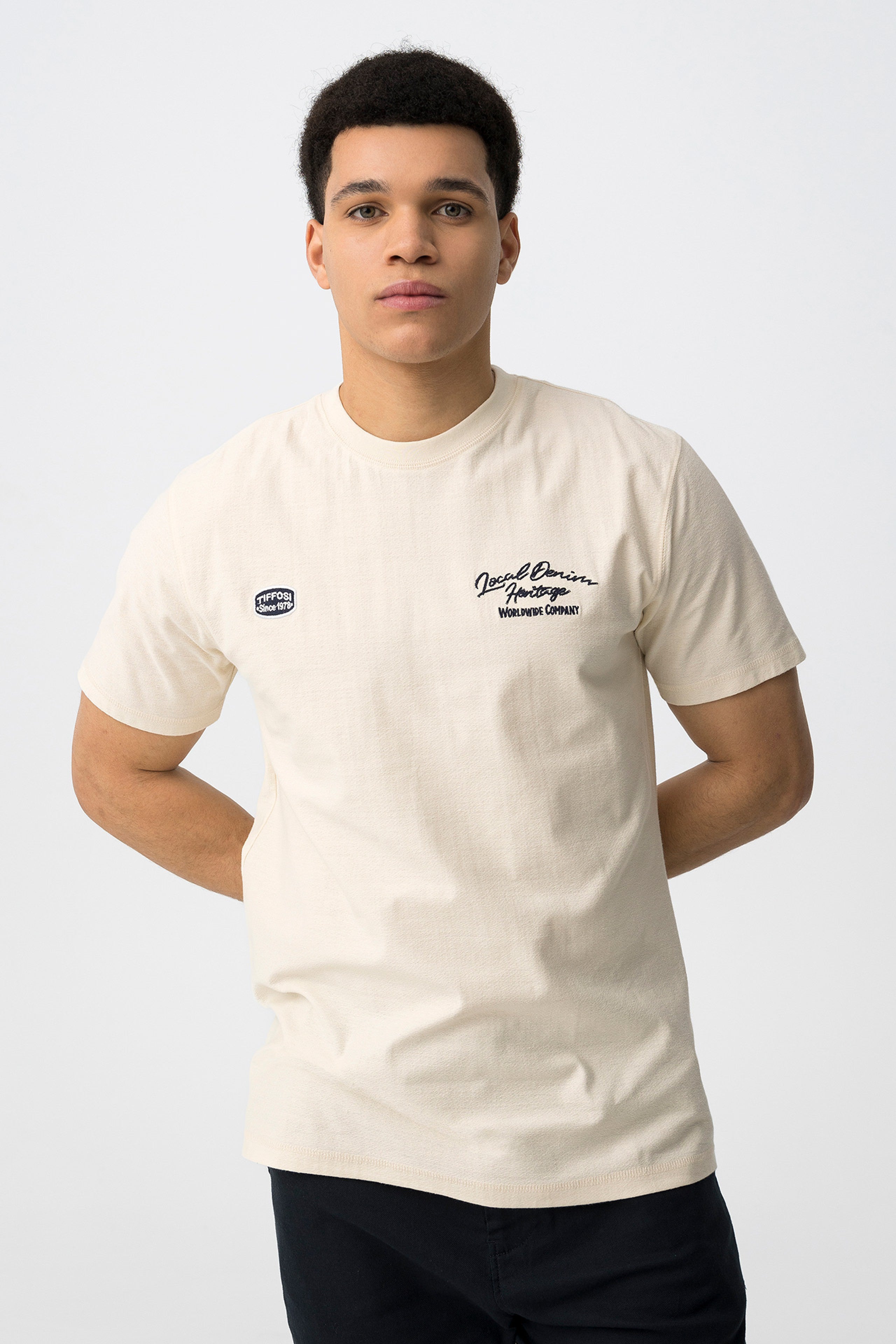 Camiseta Noe Crudo