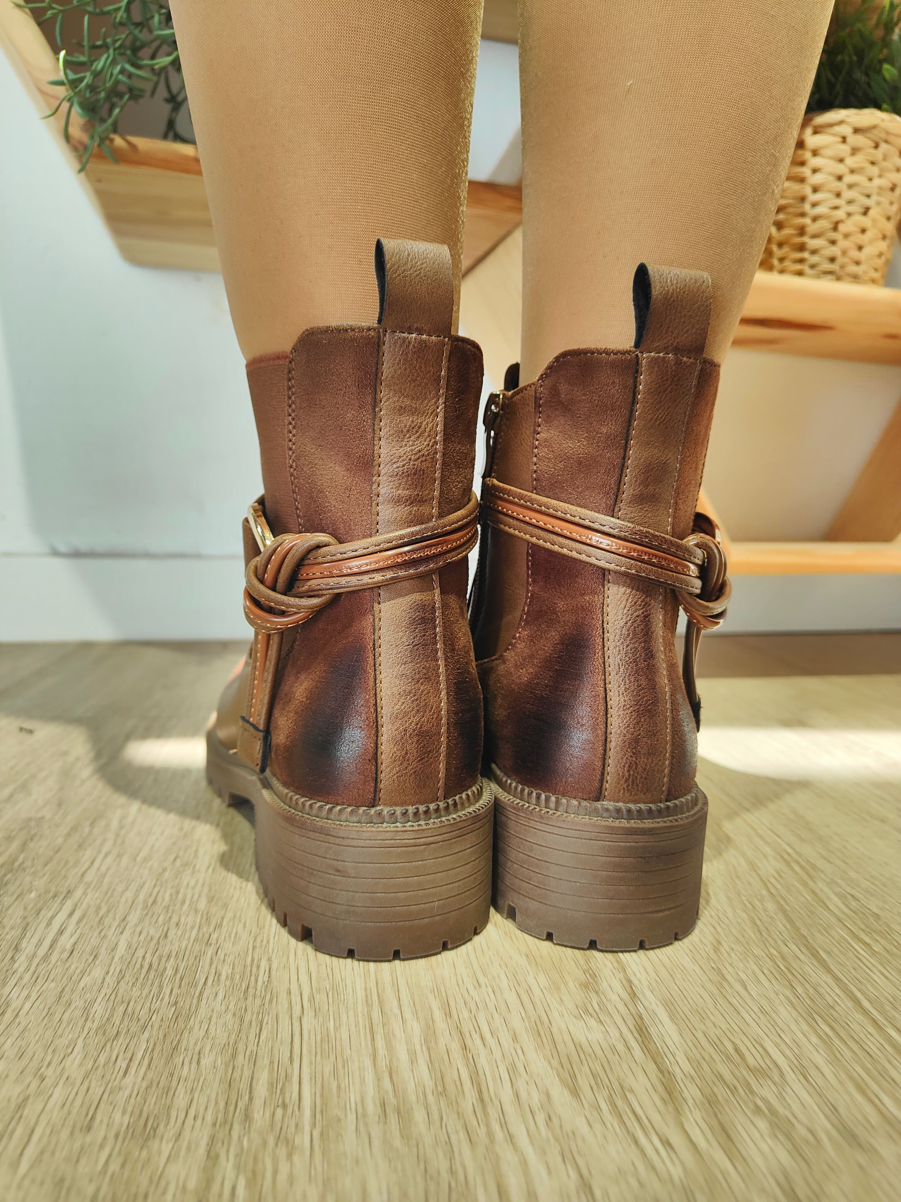 Botín Marrón Hebilla