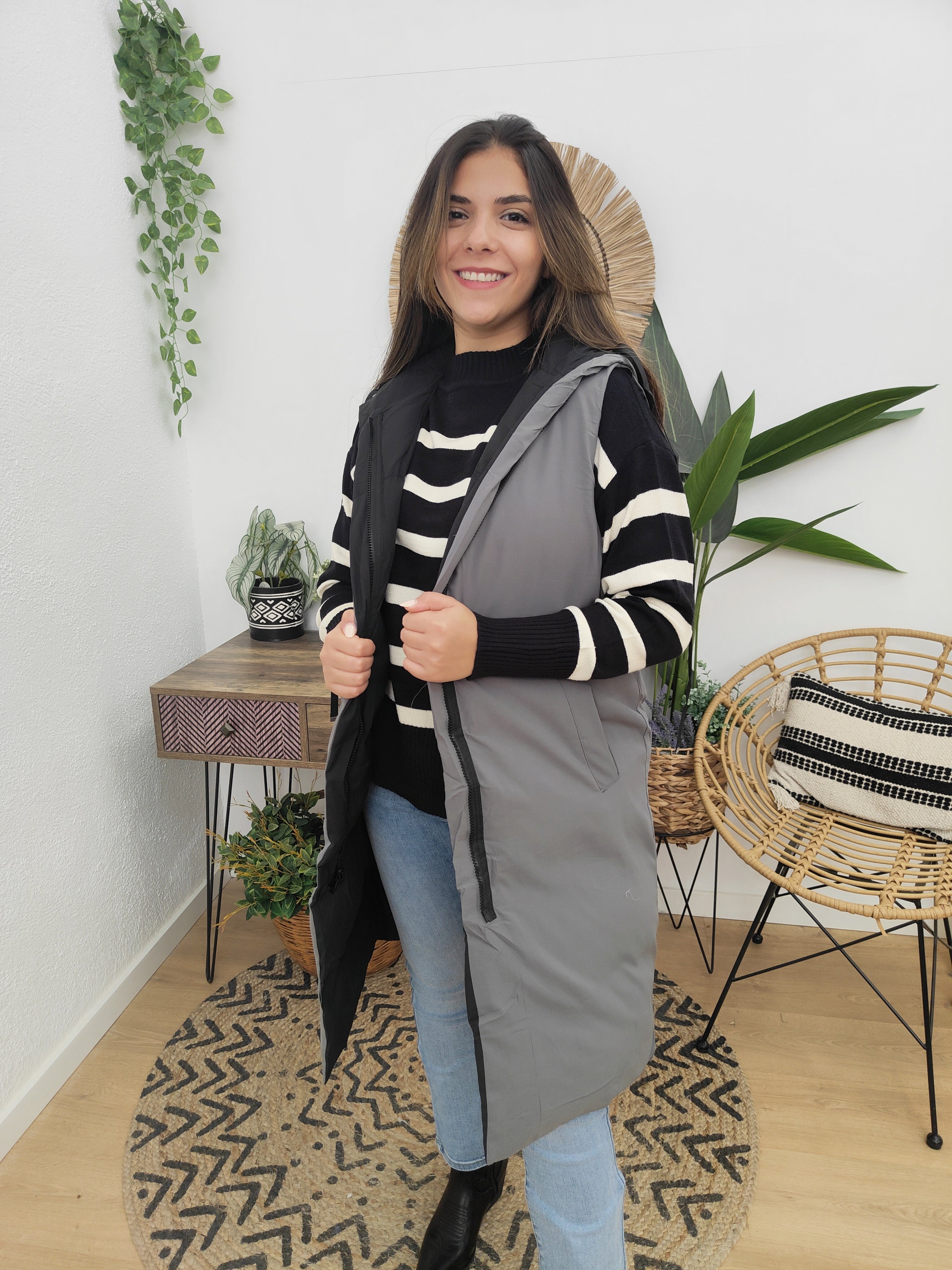 Chaleco Largo Gris/Negro Reversible