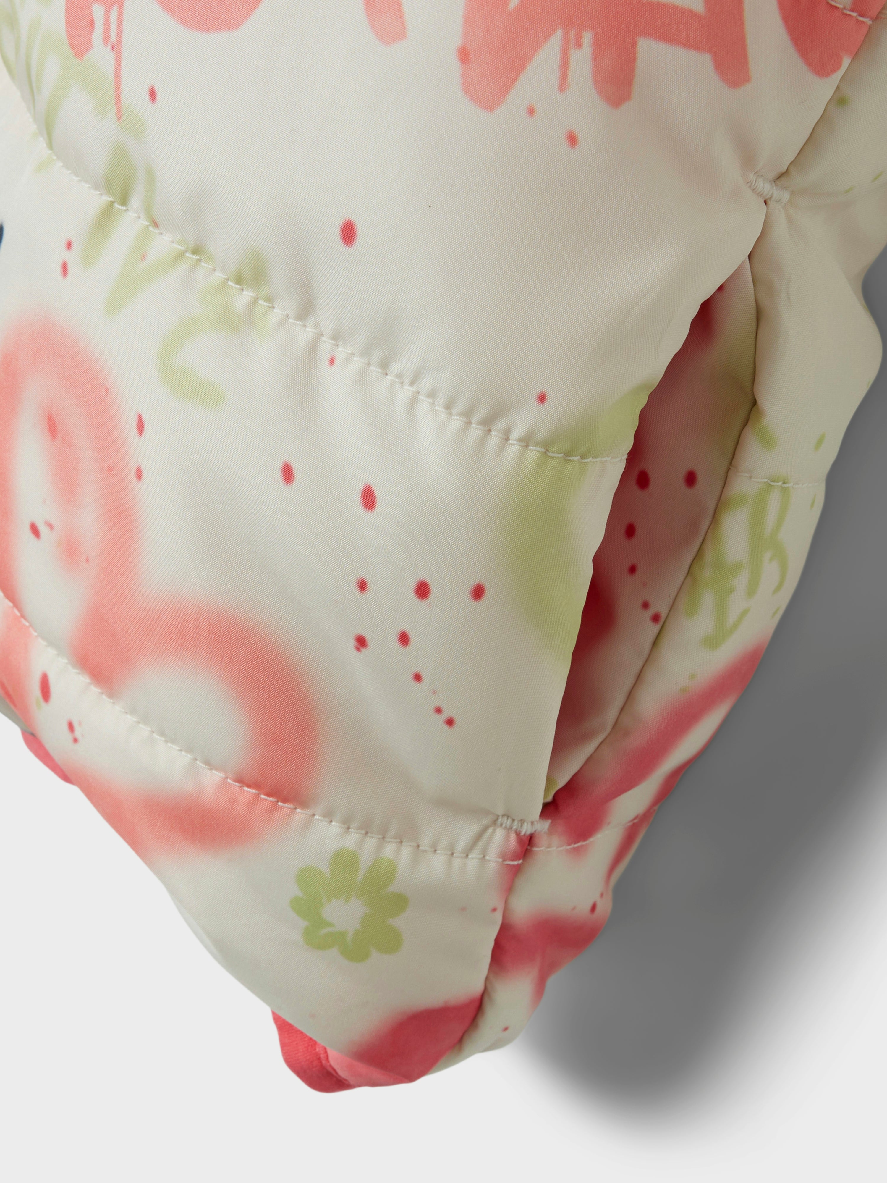 Chaleco Acolchado Grafitis