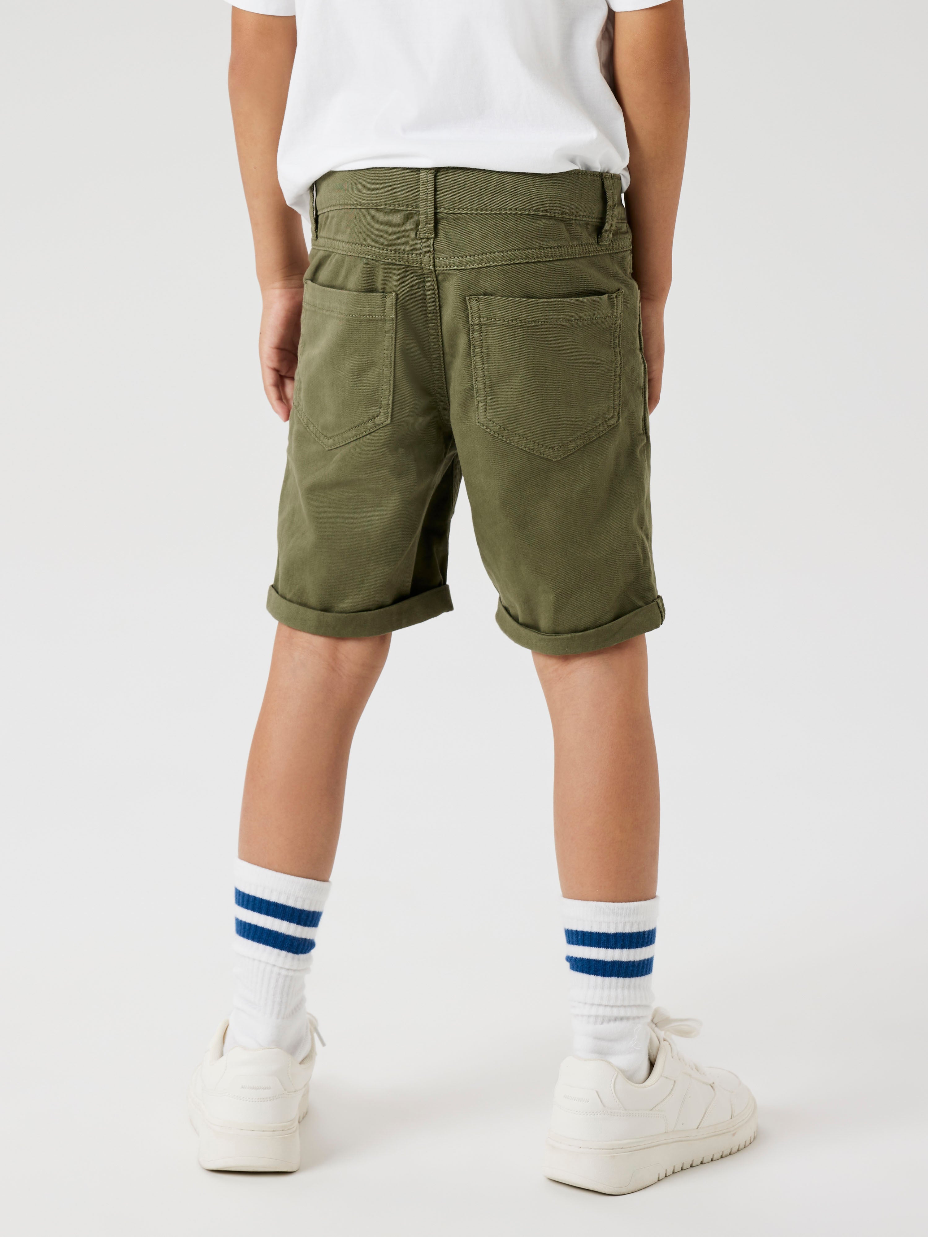 Short Dobladillo Verde Kid