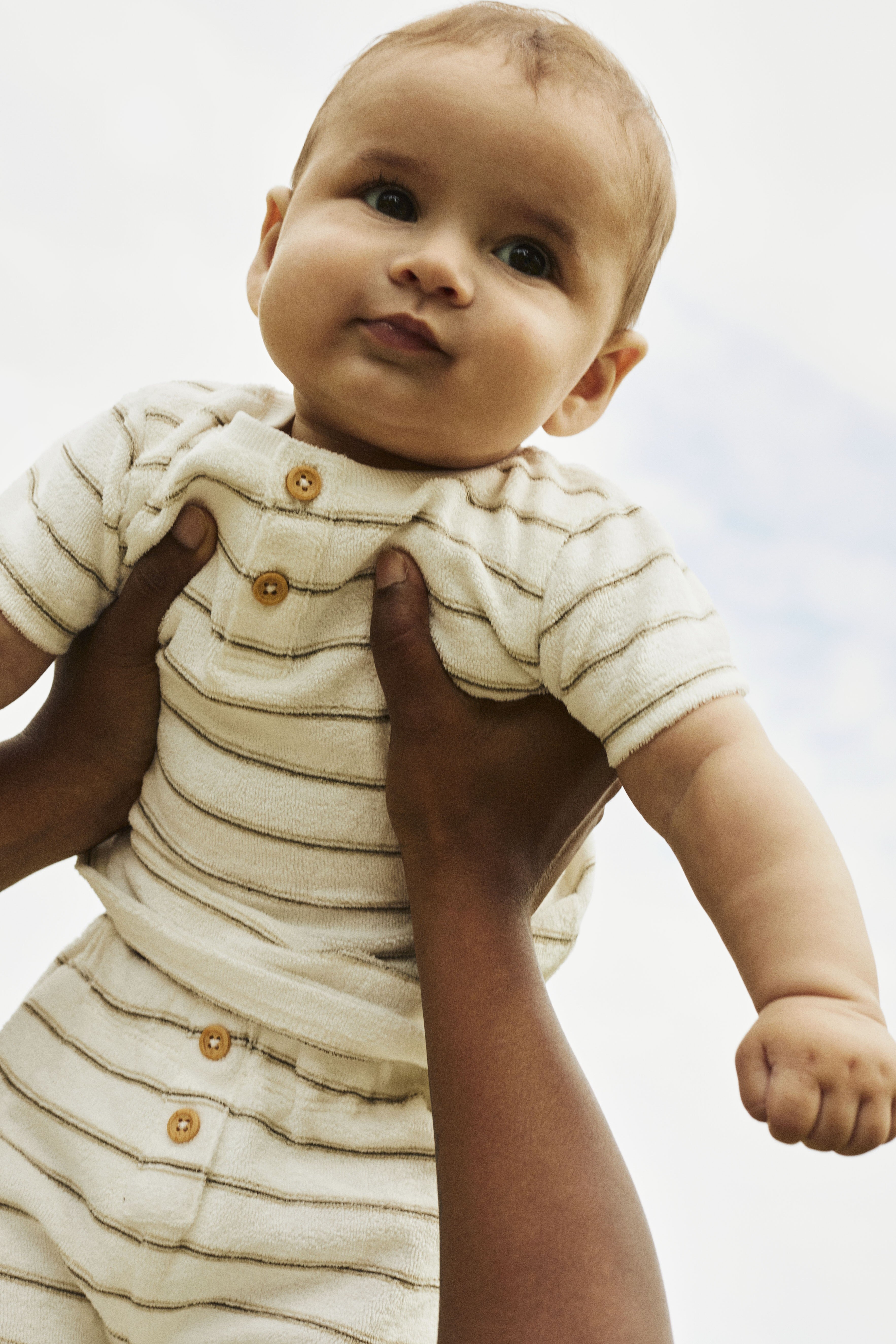 Short Rayas Blanco Bebé