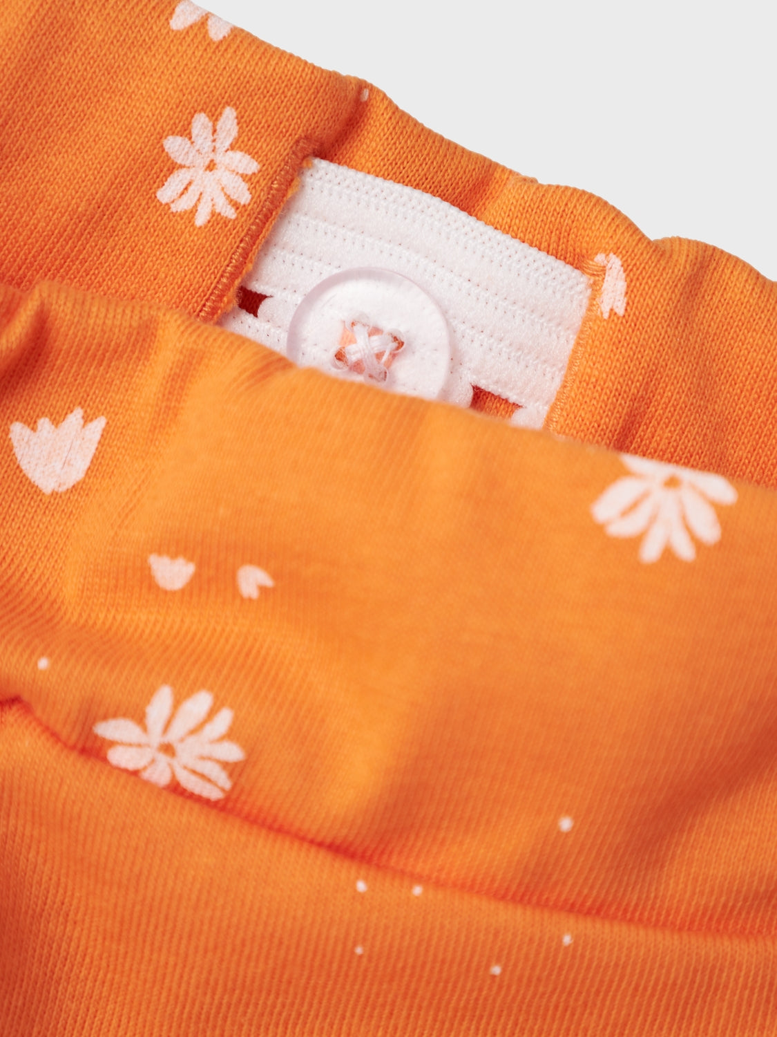 Short Pinzas Cordón Naranja