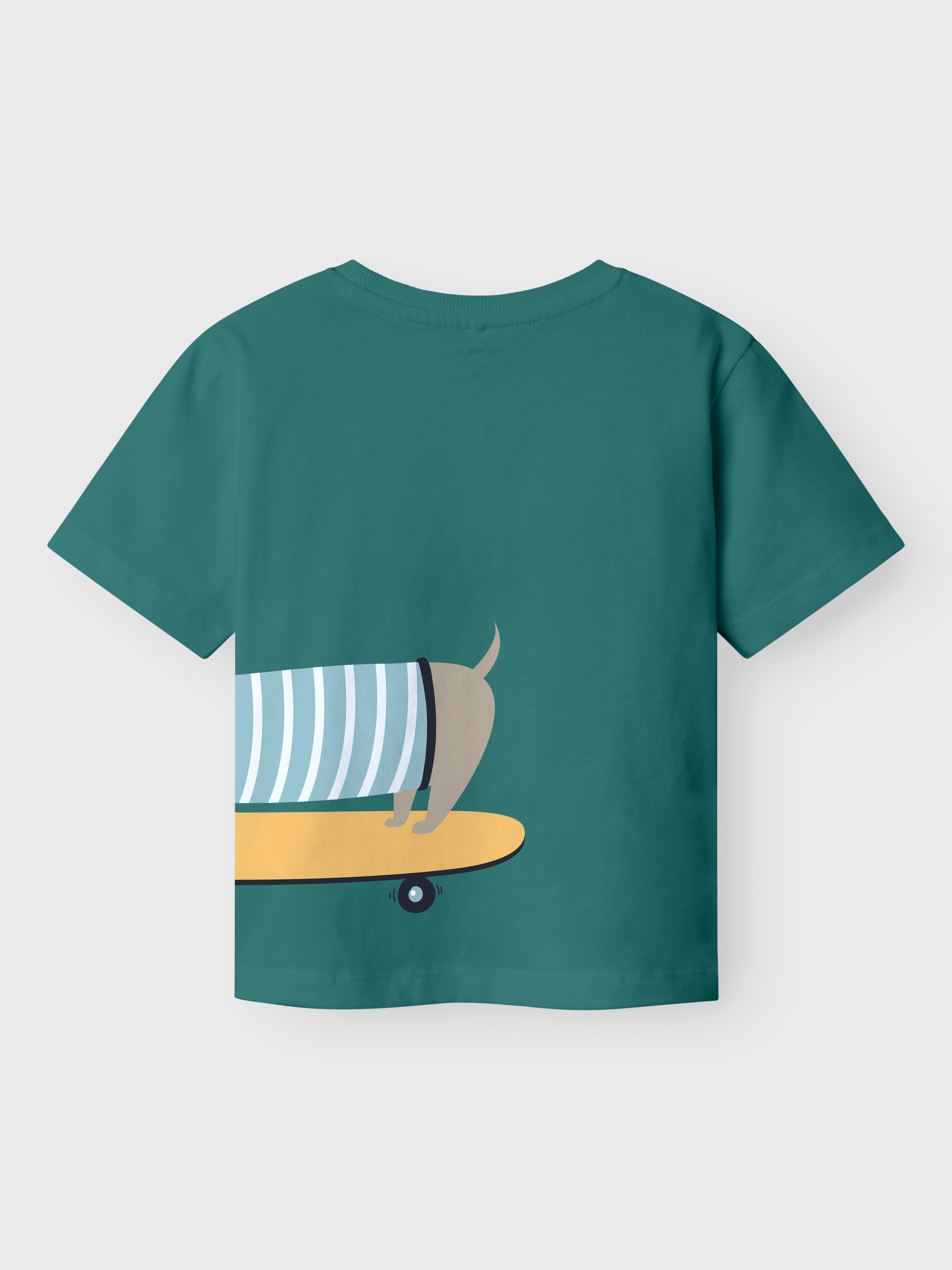 Camiseta Salchicha Skate Verde