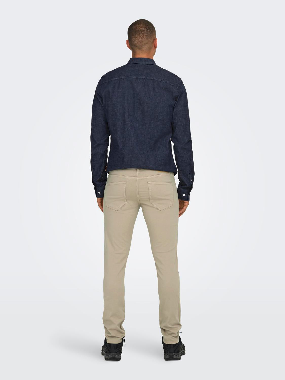 Pantalón Loom Slim 0124 Khaki