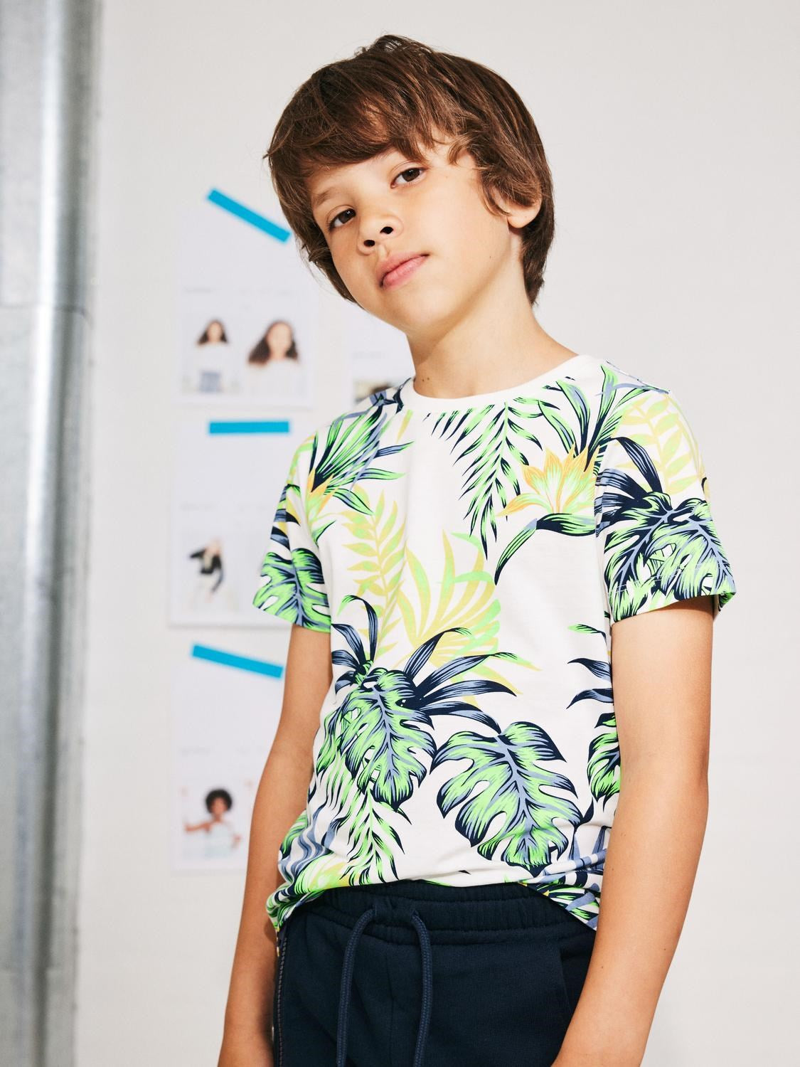 Camiseta Floral Blanca