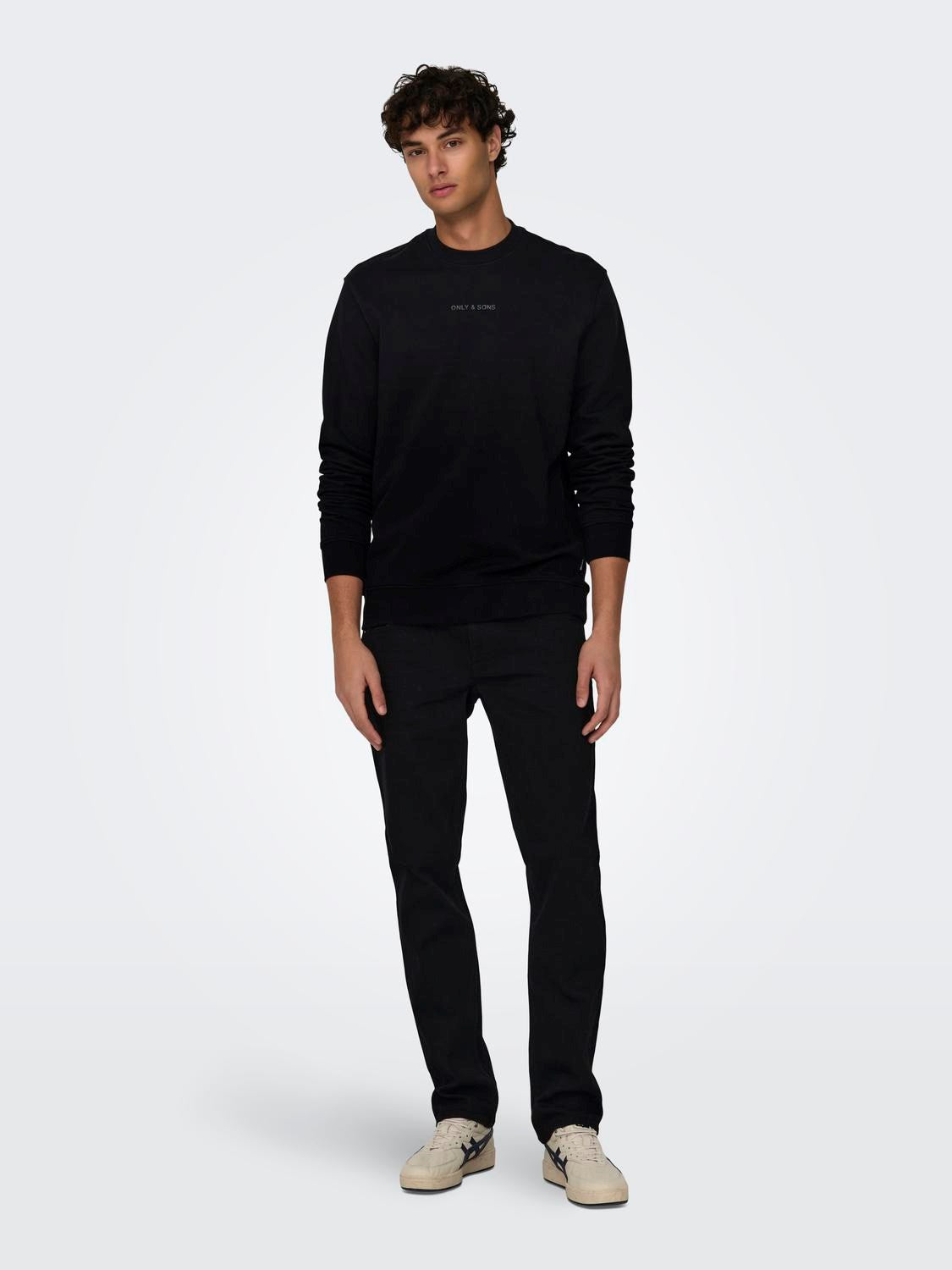 Sudadera Levi Negra