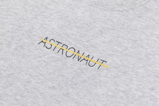 Camiseta Astronaut