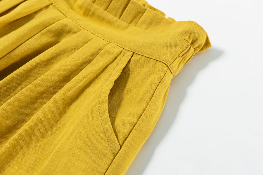 Short amarillo