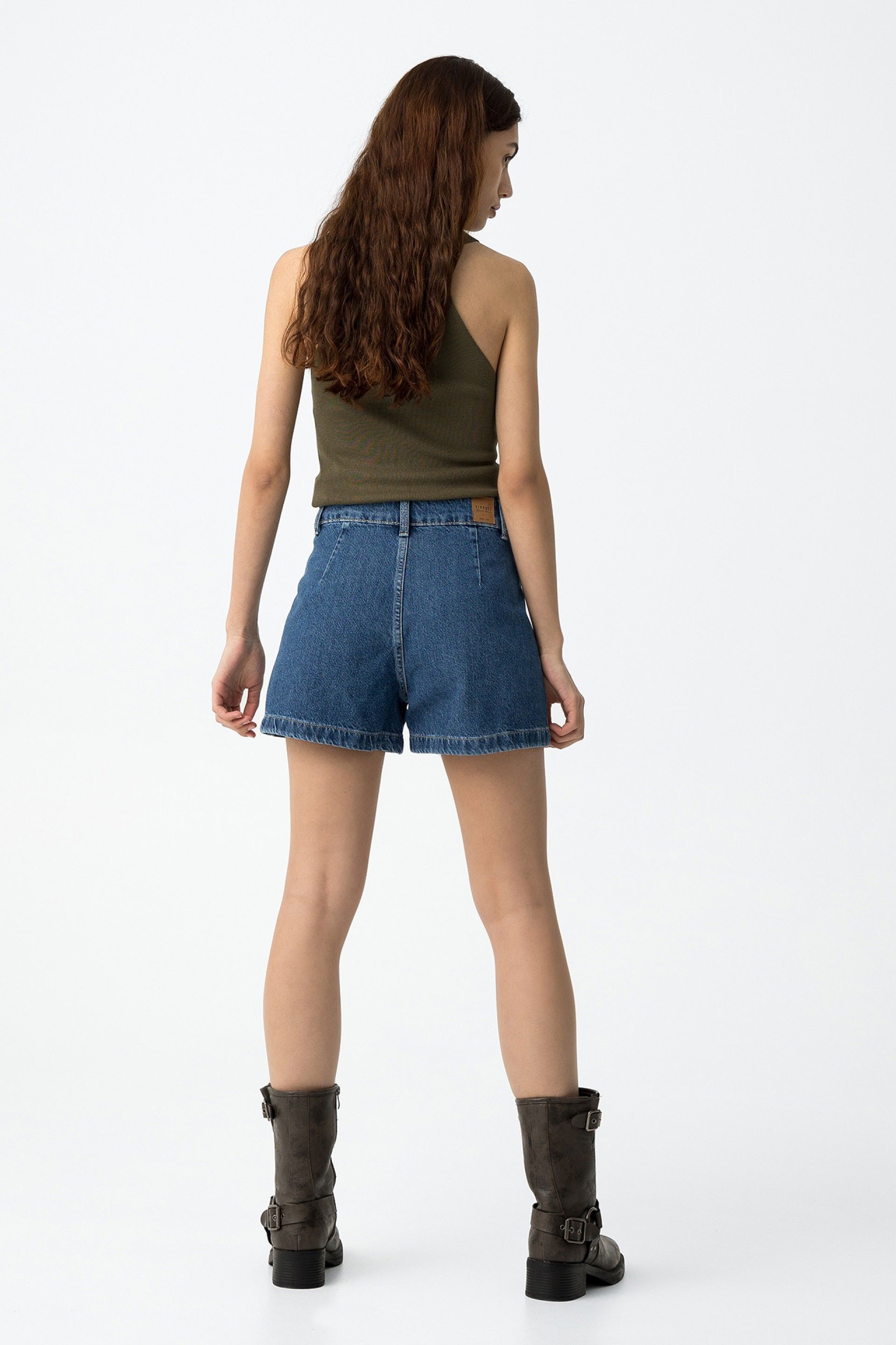 Short Annie