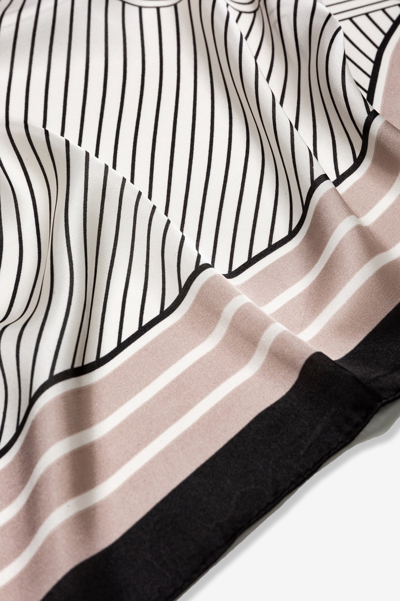 Pañuelo cuello Lineas