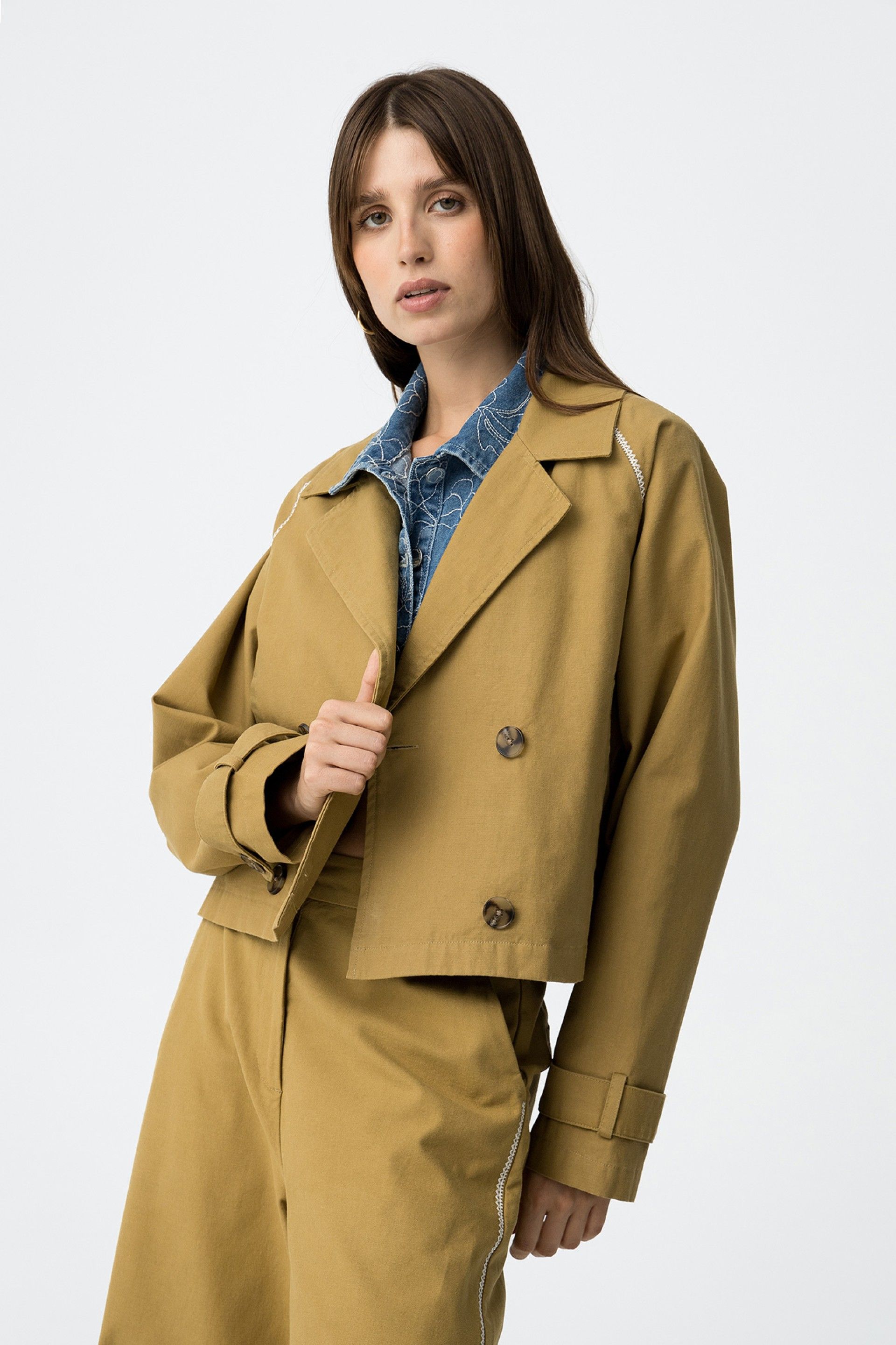 Gabardina Corta Nara Verde