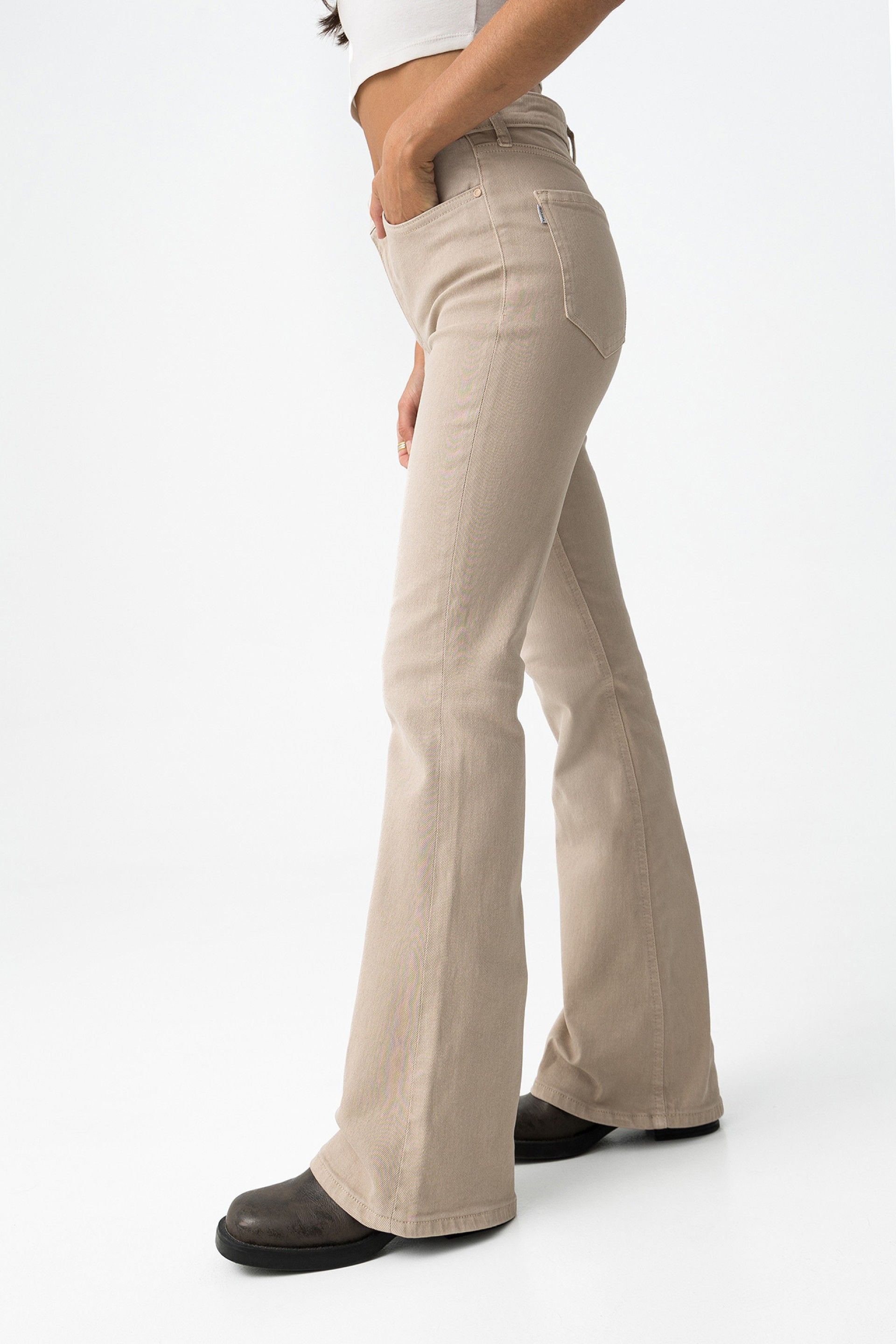 Jeans Campana Beige ZOE 66