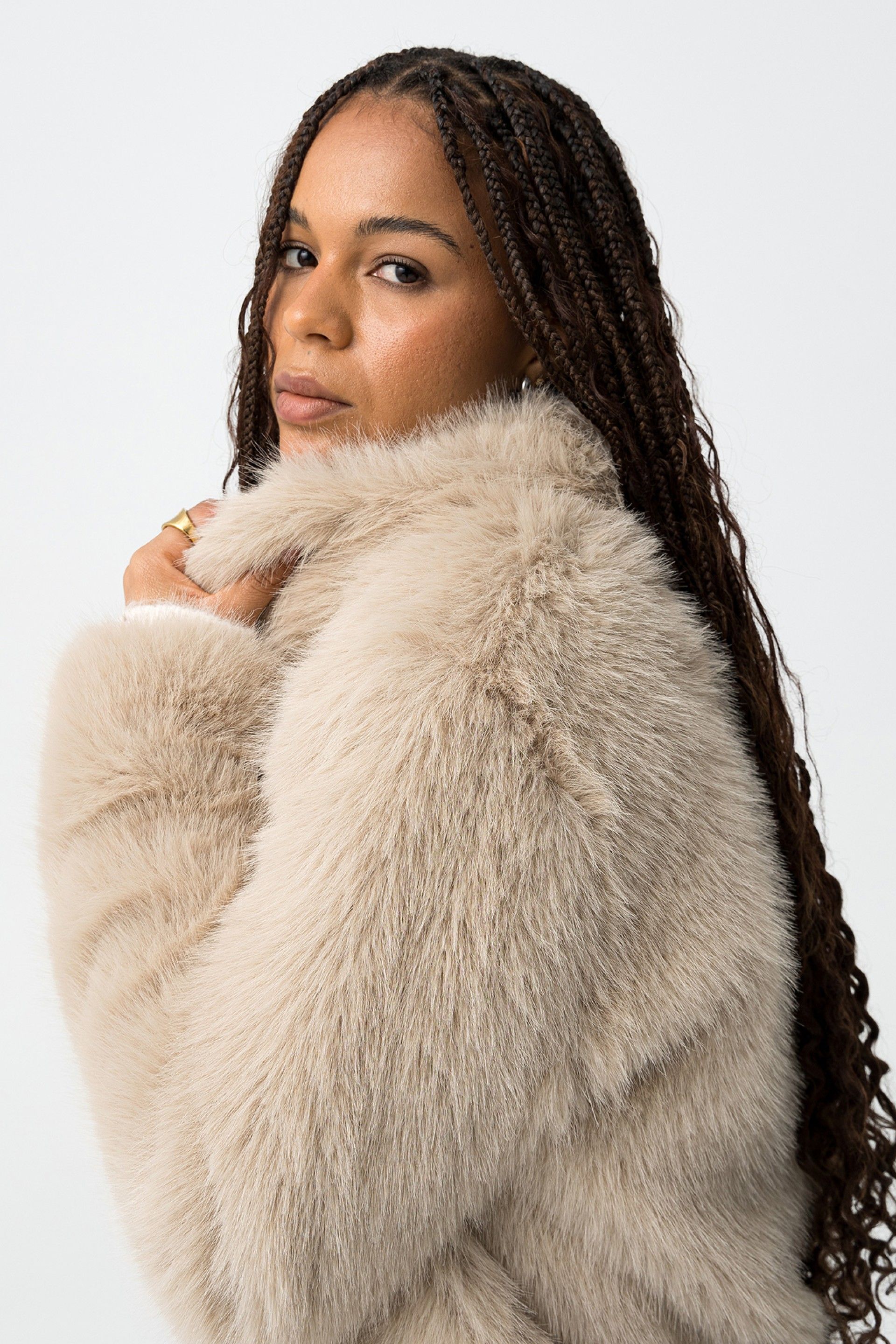 Chaqueta Thretha Beige