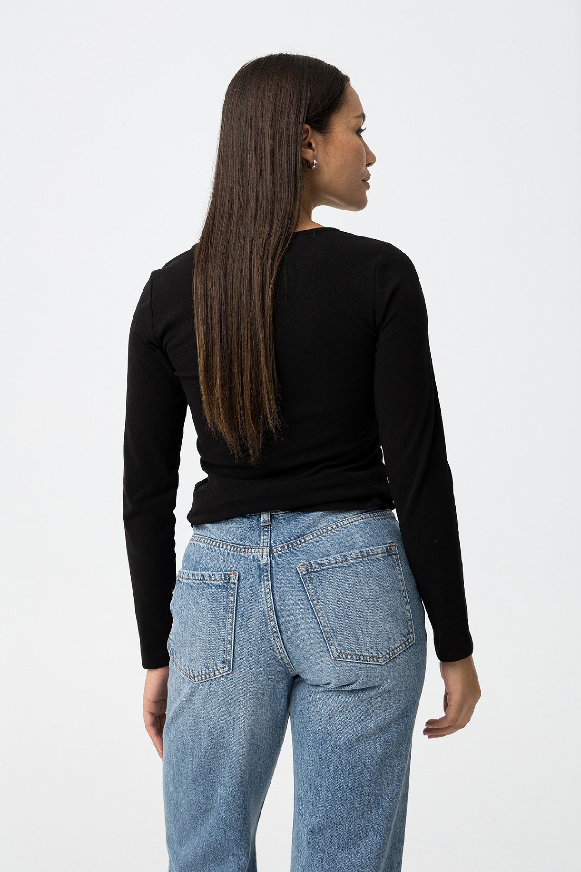 Camiseta Asimétrica Malli Negra