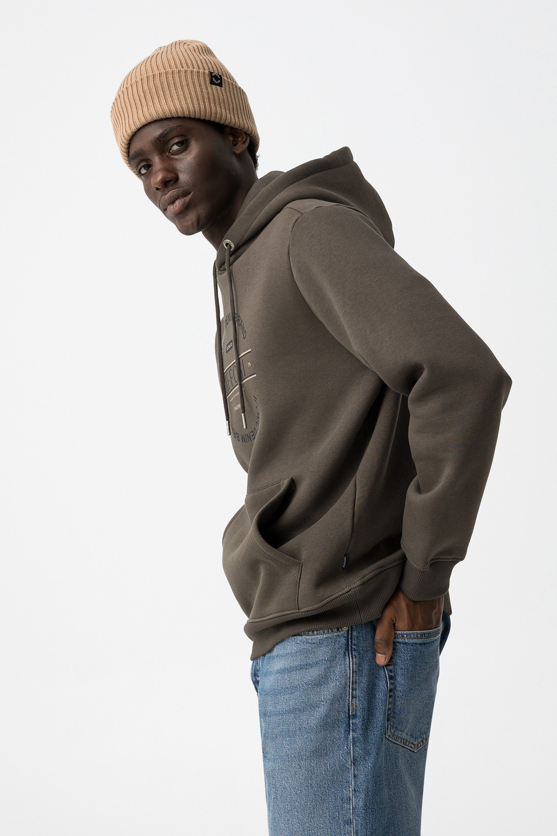 Sudadera Vitor Marrón