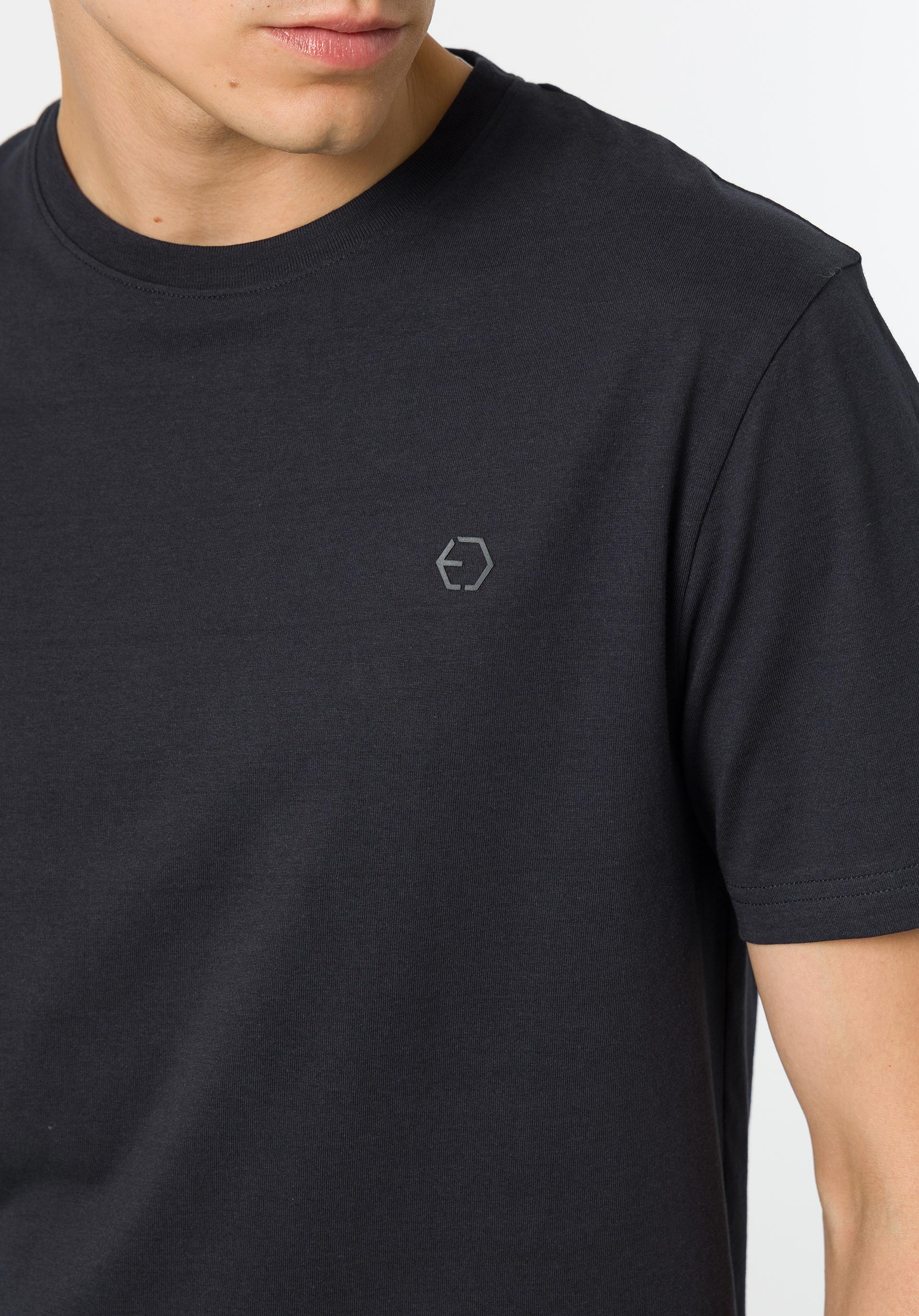 Camiseta Barton Marino 790