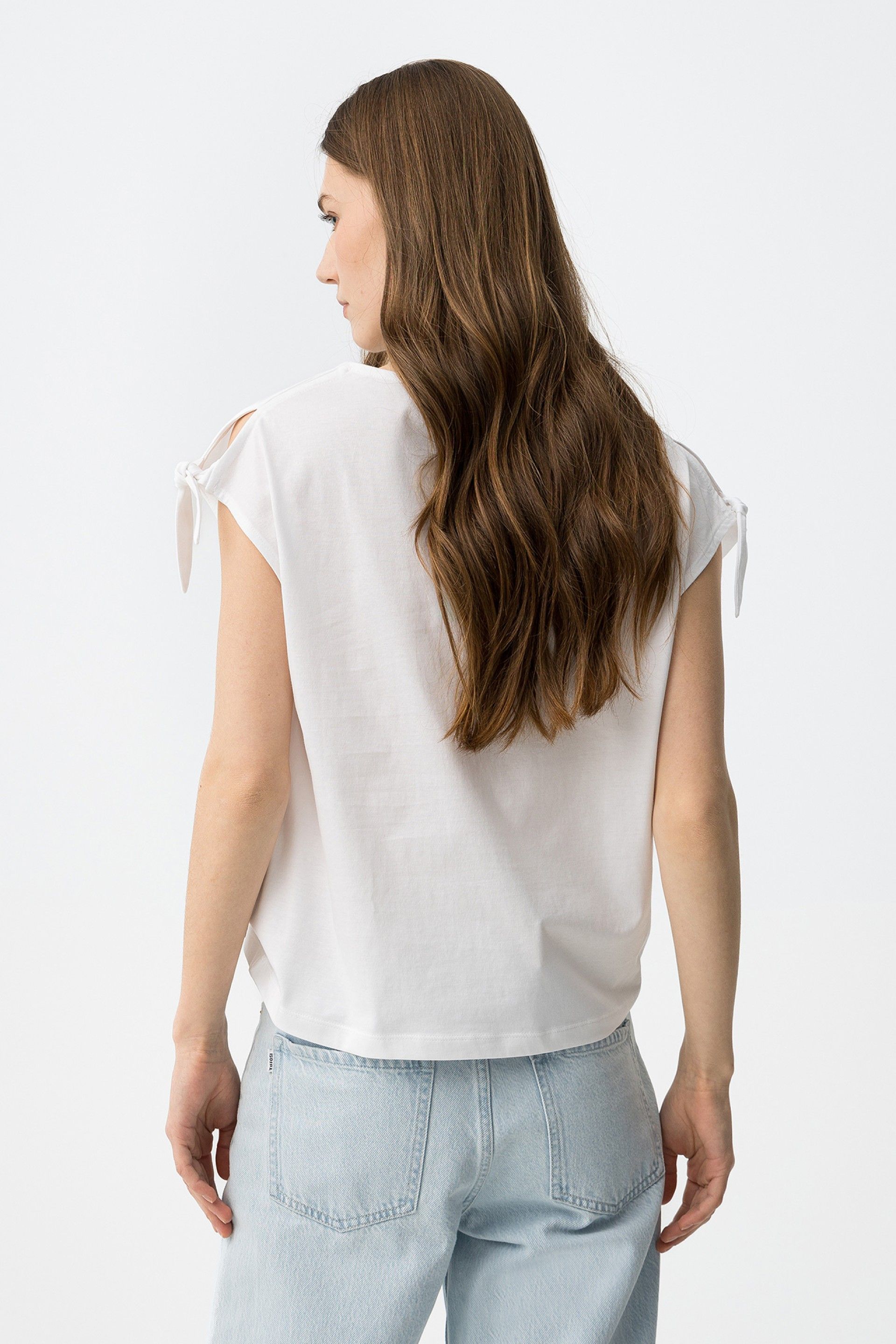 Camiseta Meloetta Blanca