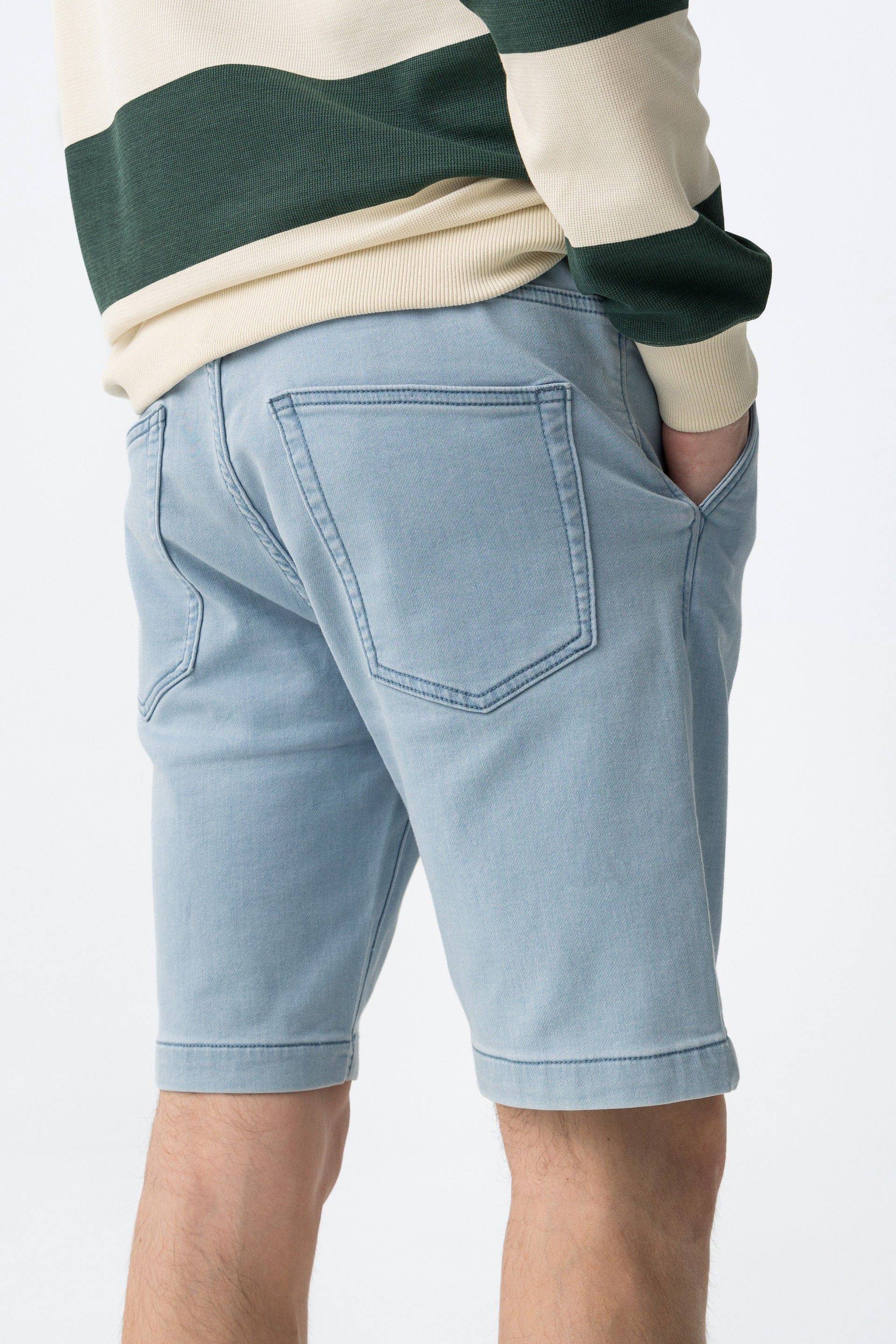Bermuda Indigo Knit 53 Azul Claro