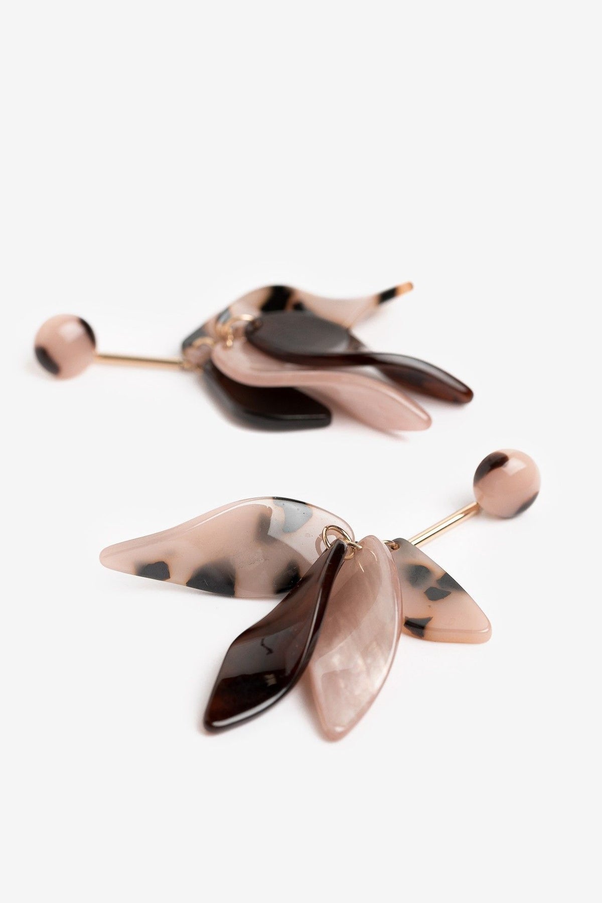 Pendientes hojas caídas