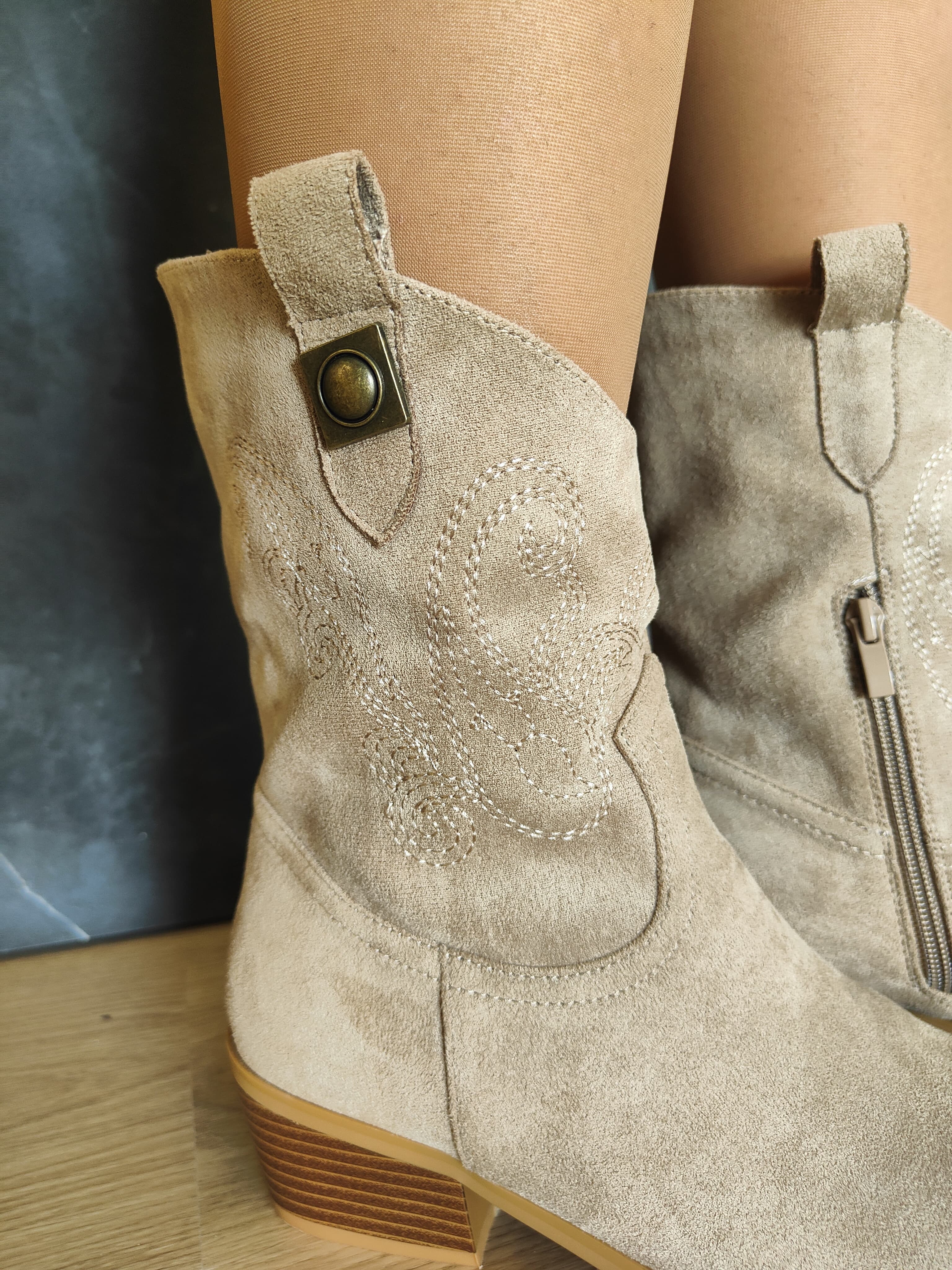 Botín Campero Beige