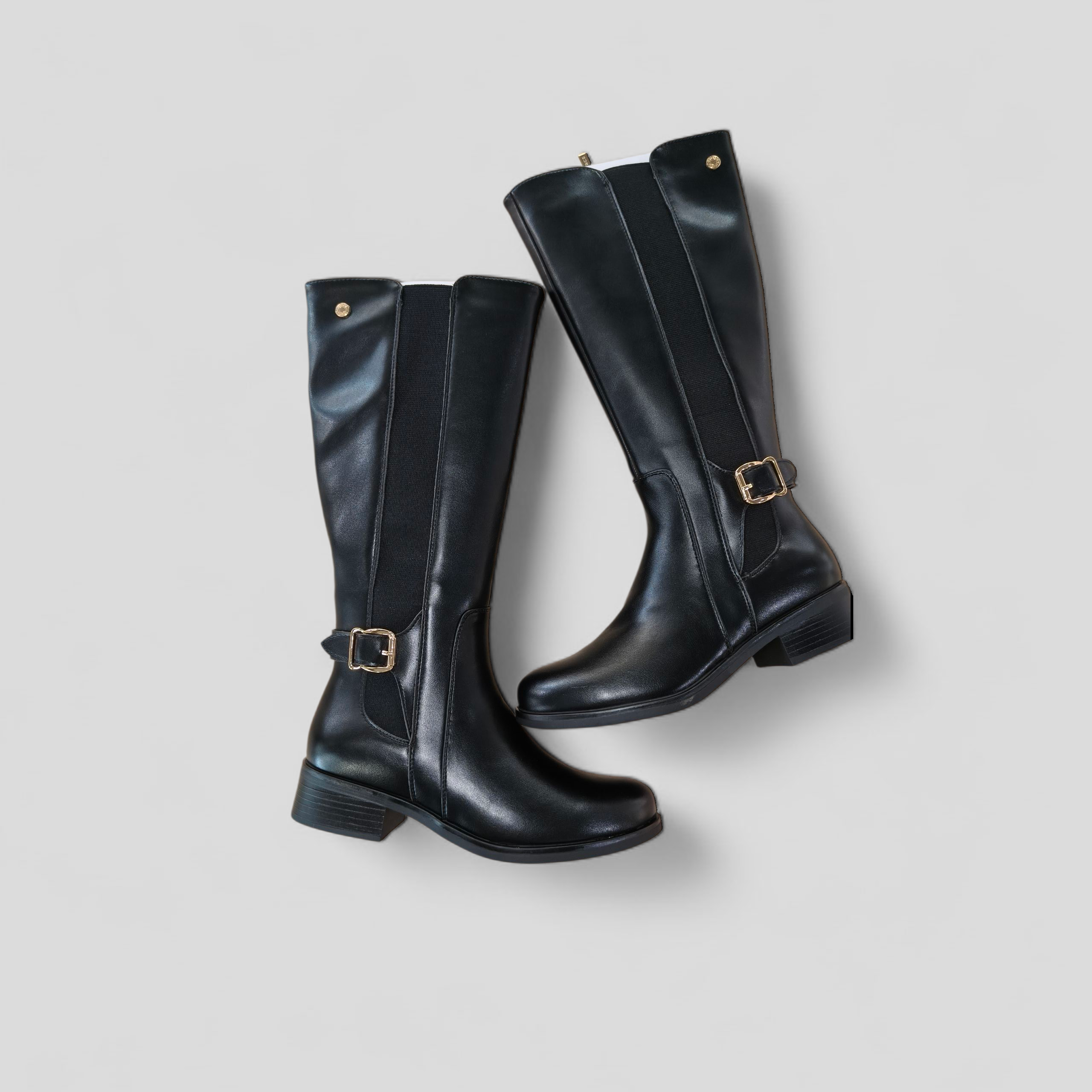 Bota Alta Plana Negra