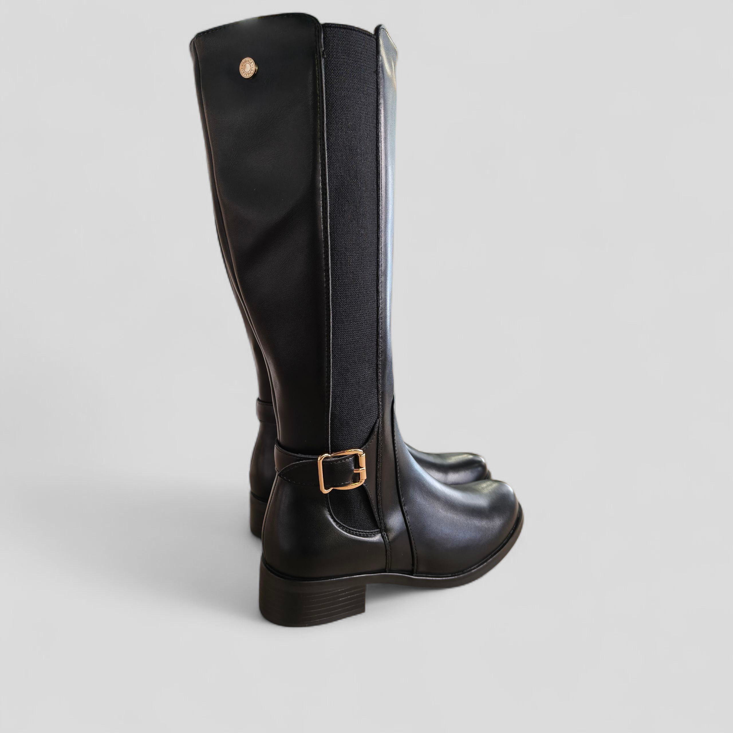 Bota Alta Plana Negra